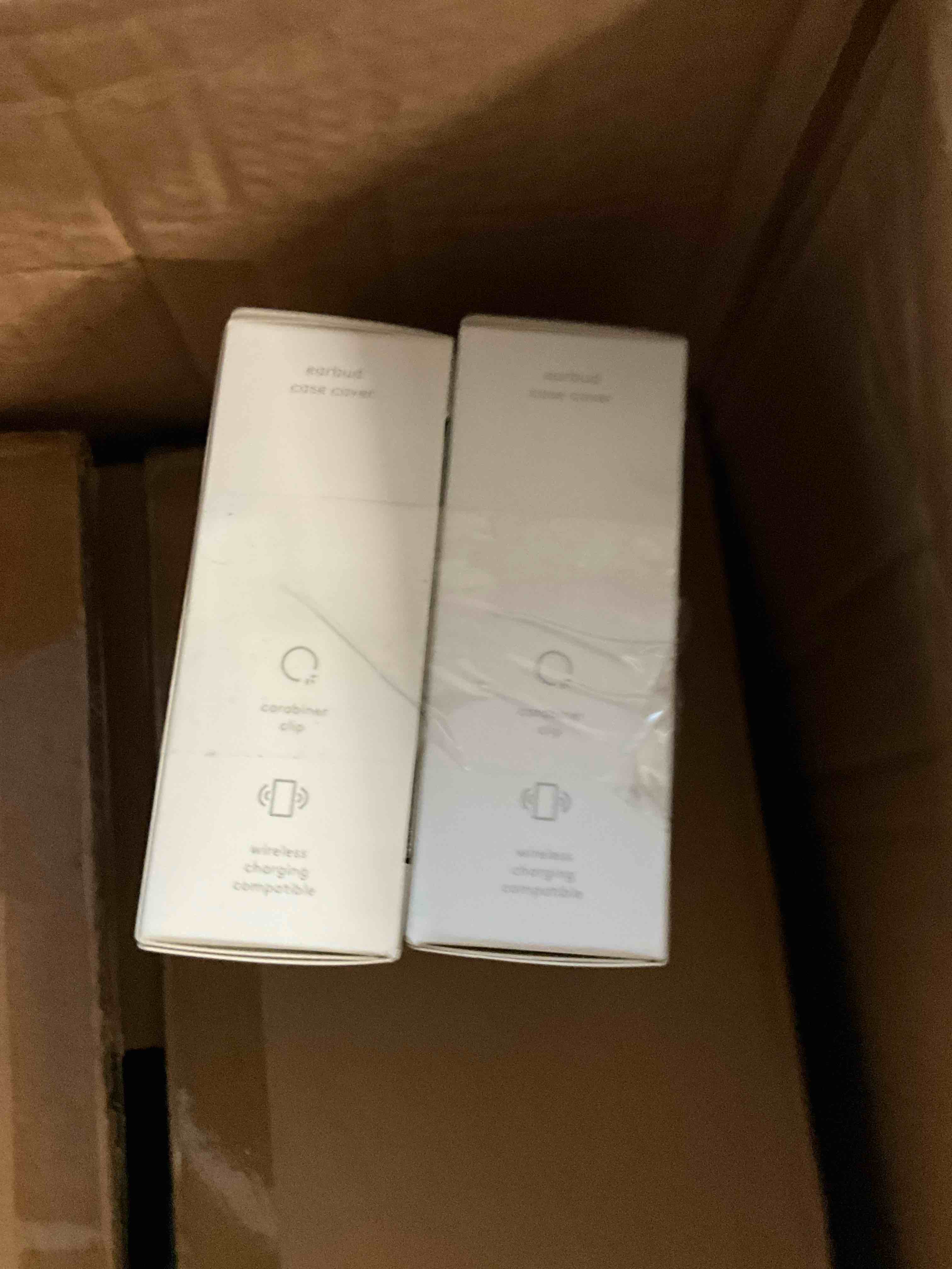 https://s3.amazonaws.com/lotting-images-prod/bidfta/BRN1470081_1753192196309.jpeg
