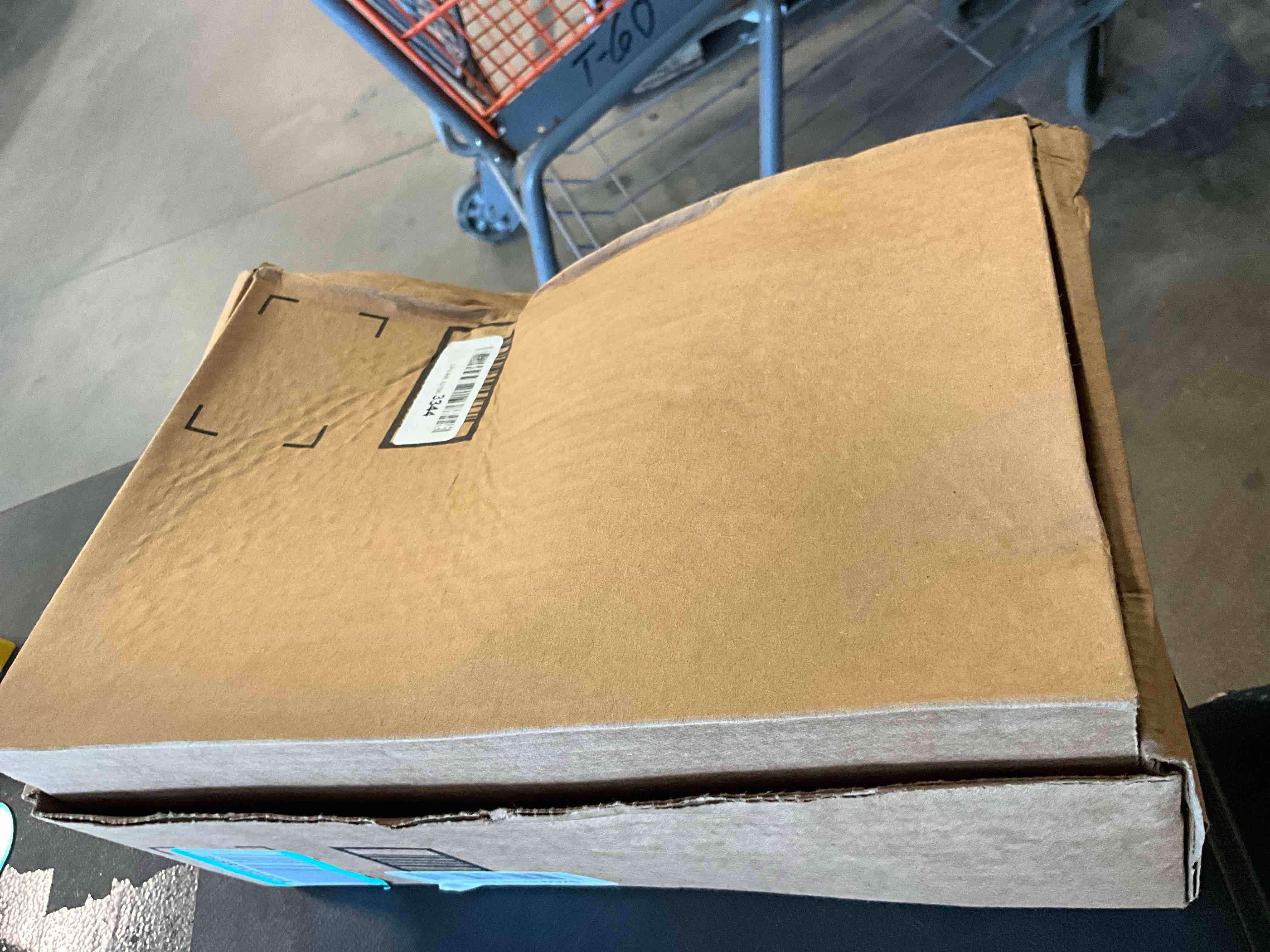 https://s3.amazonaws.com/lotting-images-prod/bidfta/BRN1470473_1756140641790.jpeg