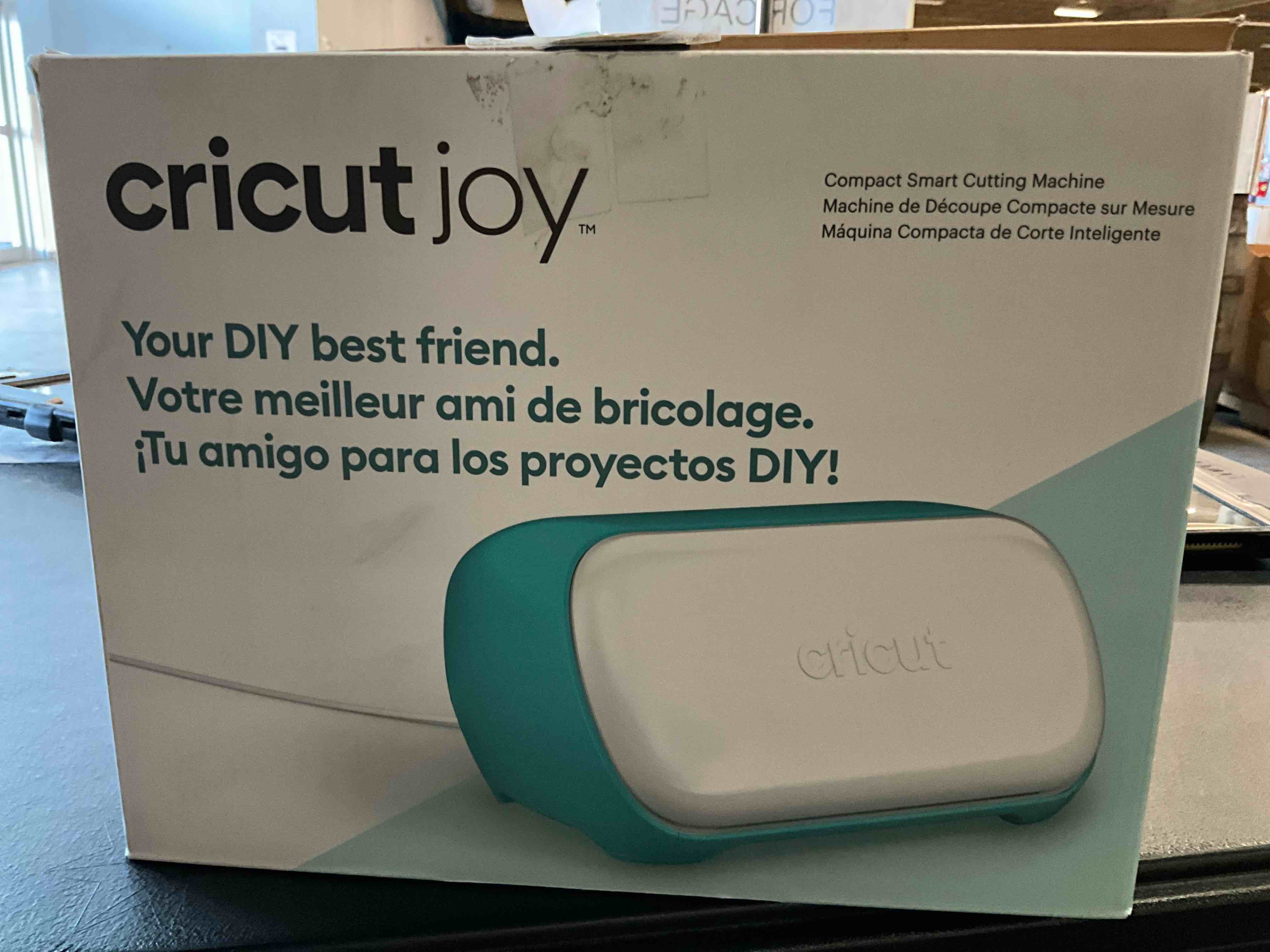 https://s3.amazonaws.com/lotting-images-prod/bidfta/BRN1470476_1756153061836.jpeg