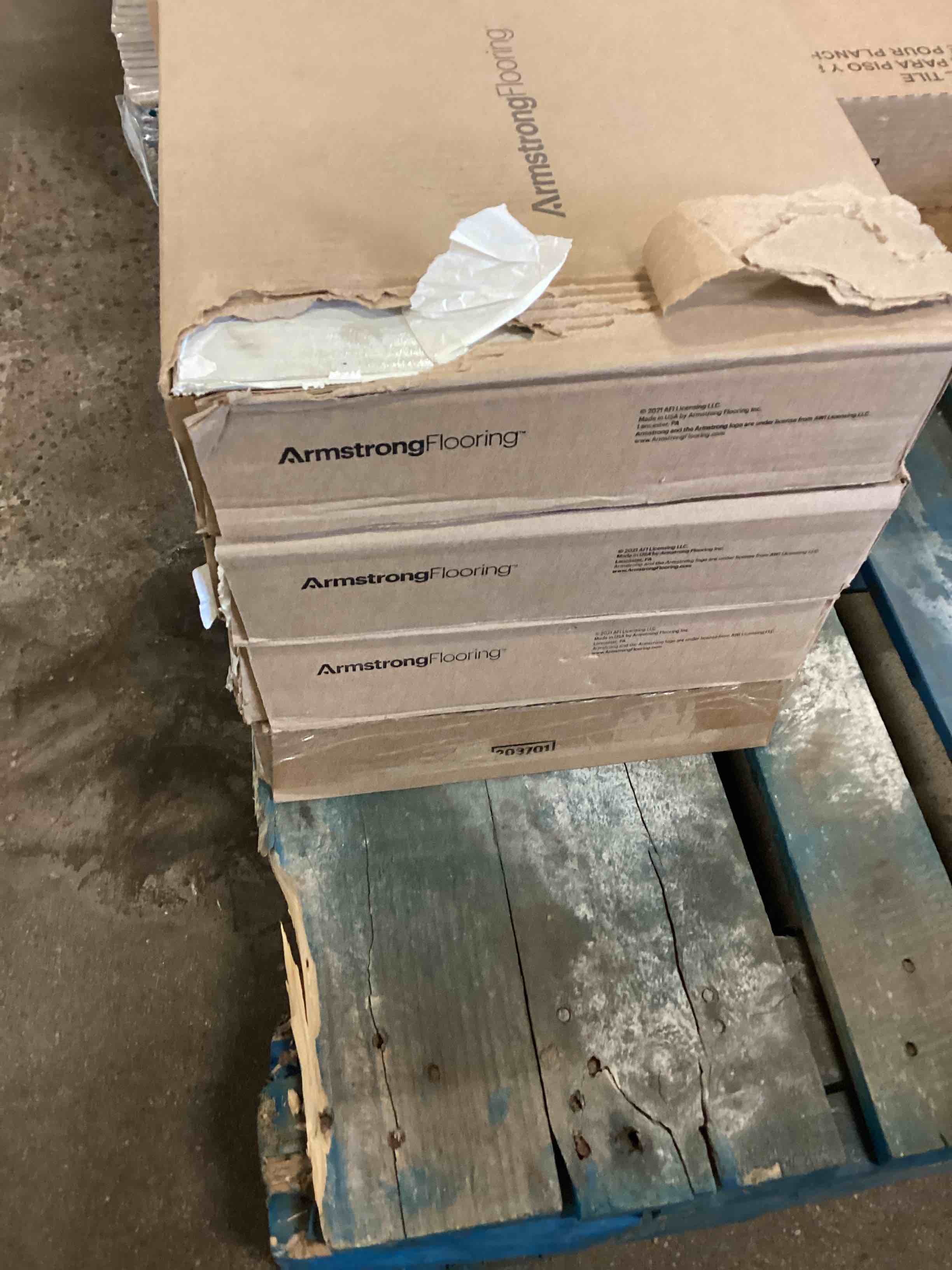 https://s3.amazonaws.com/lotting-images-prod/bidfta/BRN1470532_1756408925607.jpeg