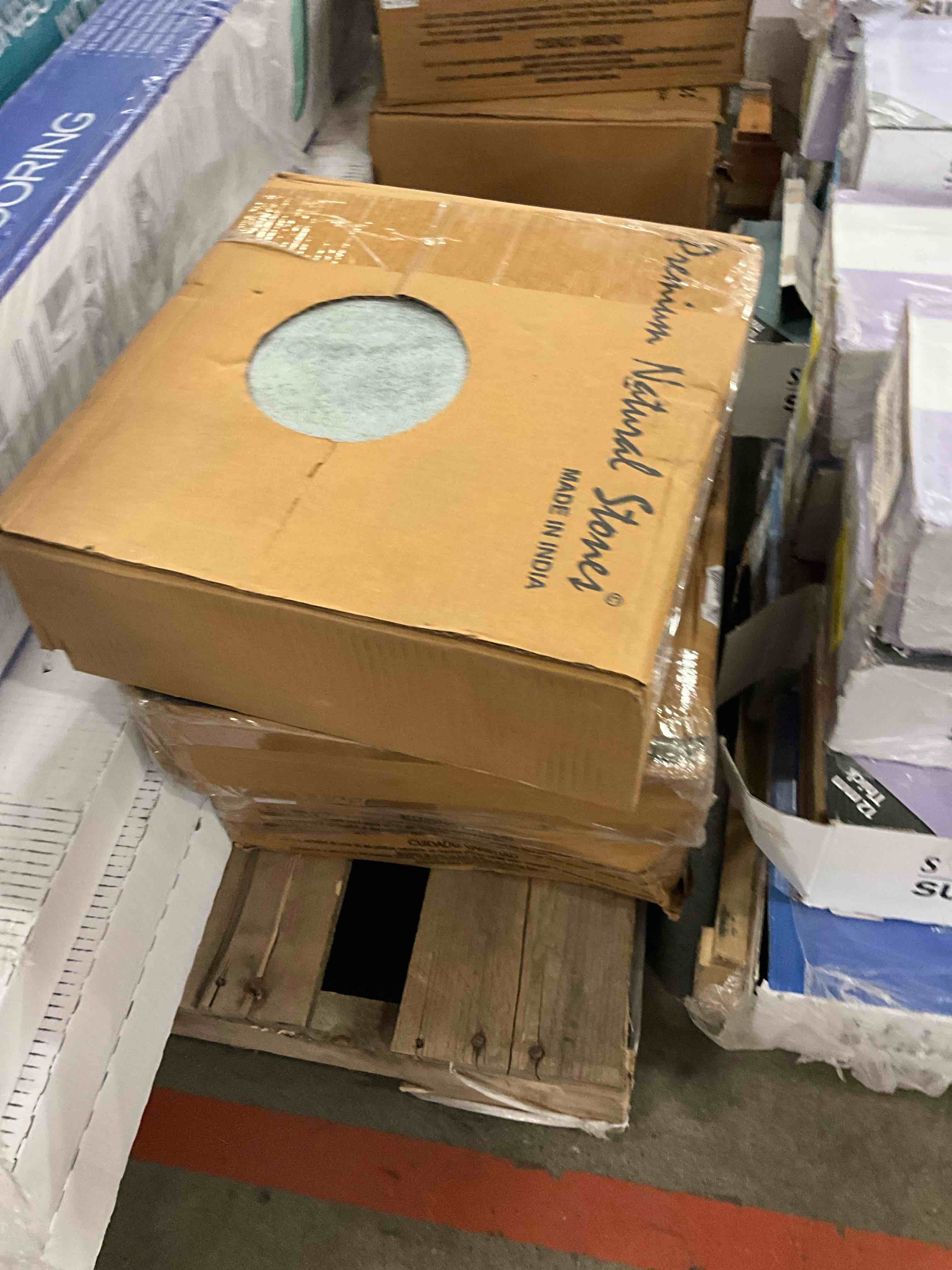 https://s3.amazonaws.com/lotting-images-prod/bidfta/BRN1470610_1756757749028.jpeg
