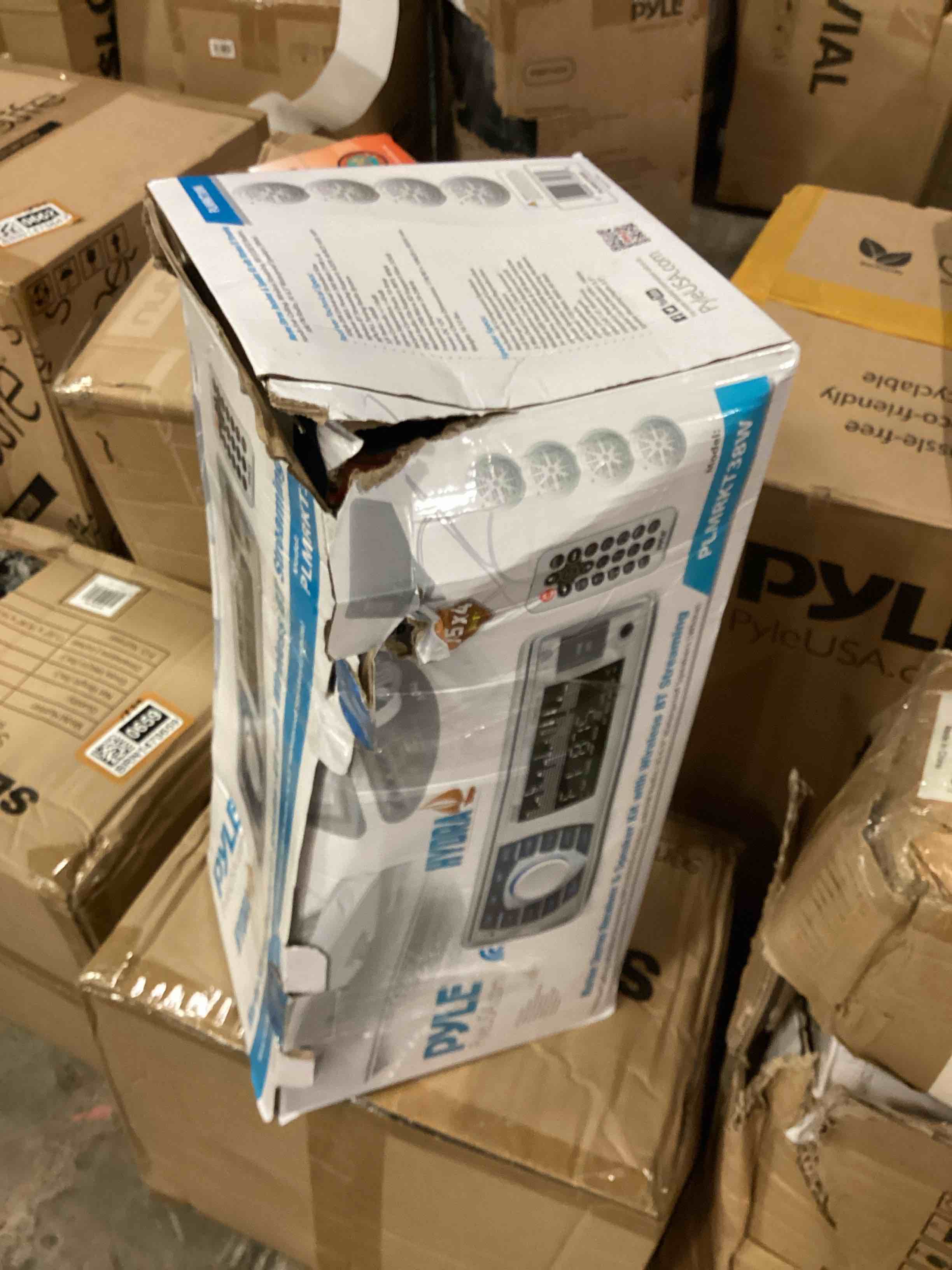 https://s3.amazonaws.com/lotting-images-prod/bidfta/BRN1470674_1756844951287.jpeg