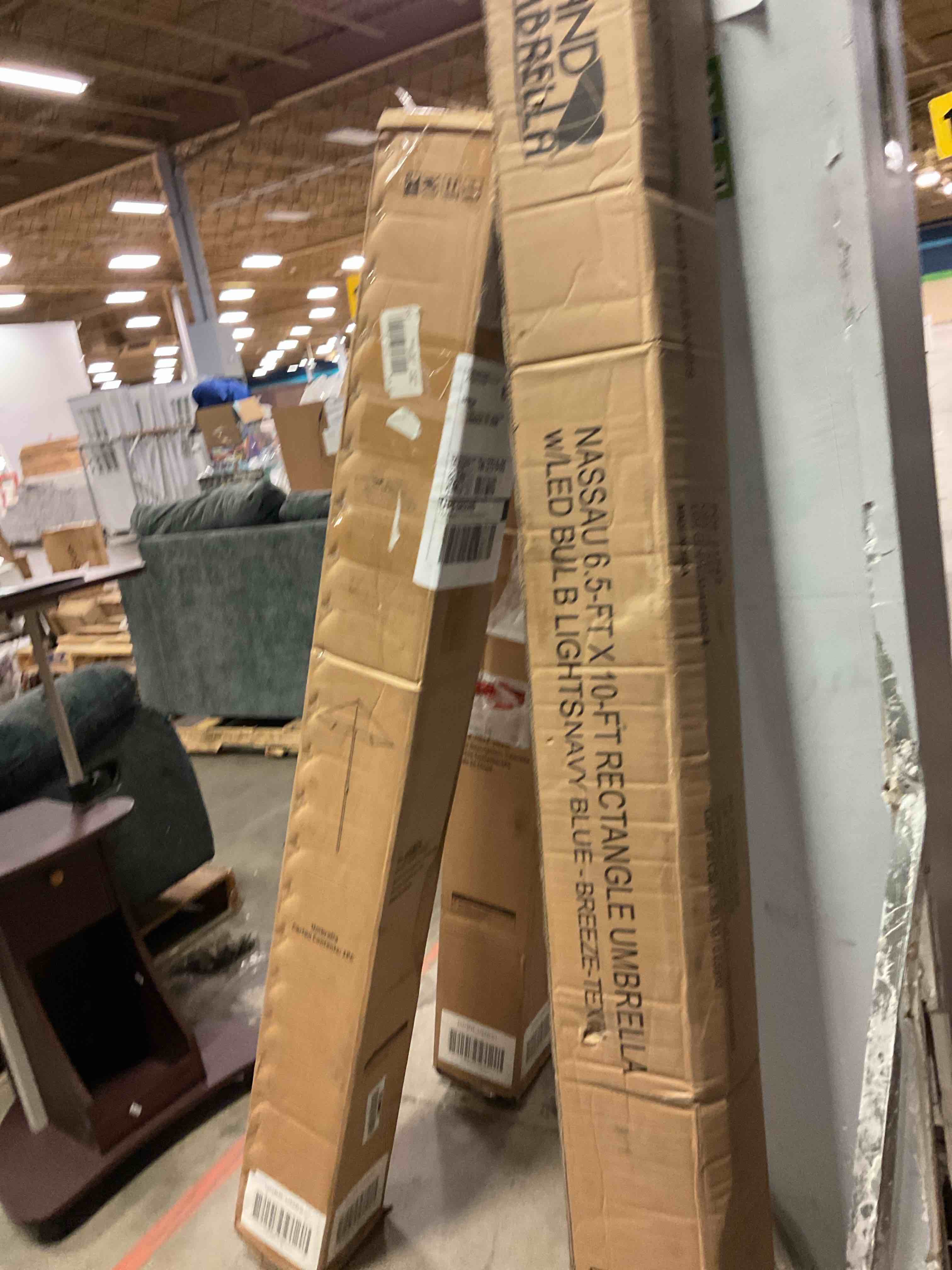 https://s3.amazonaws.com/lotting-images-prod/bidfta/BRN1470703_1756909404531.jpeg
