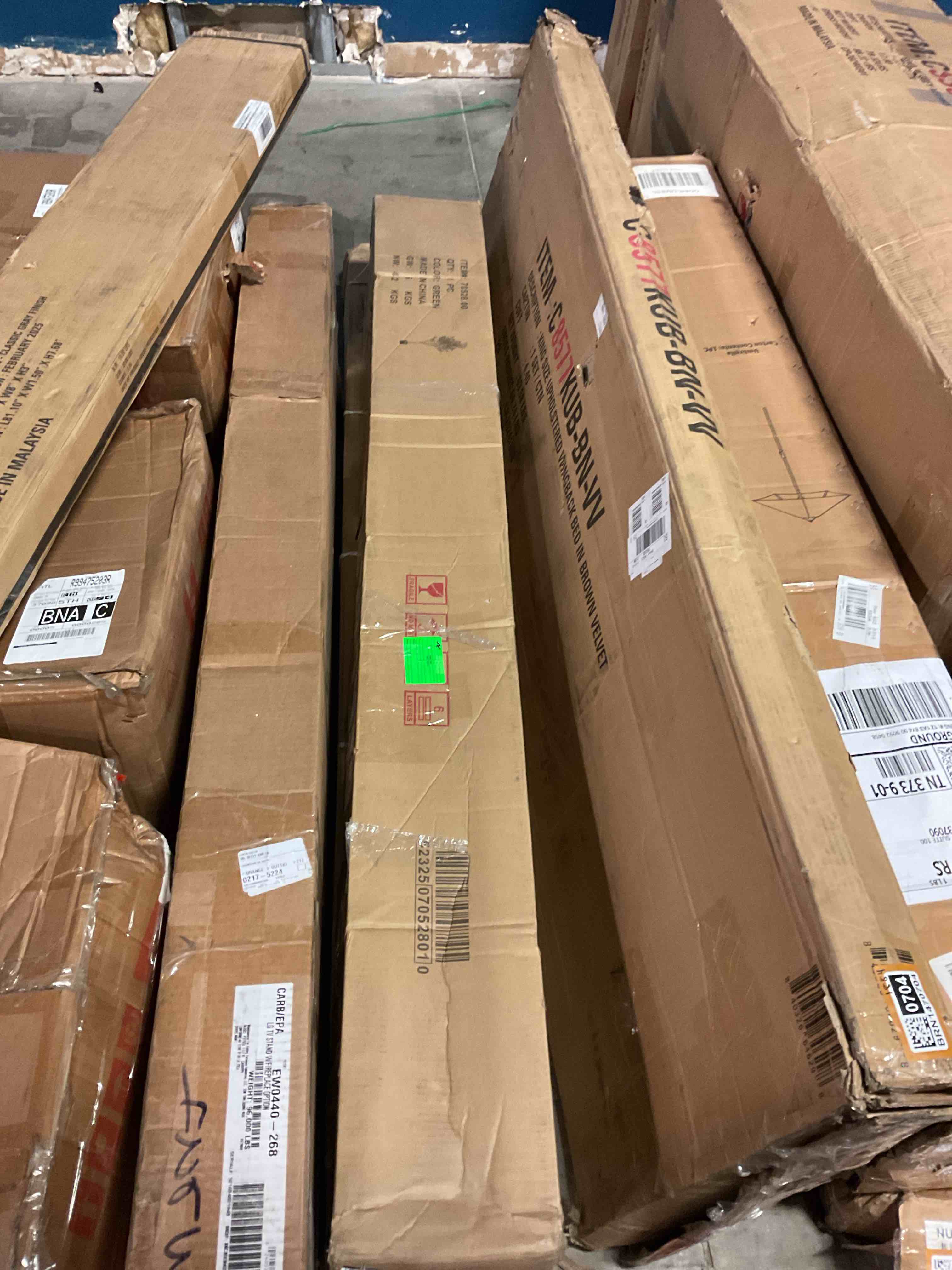 https://s3.amazonaws.com/lotting-images-prod/bidfta/BRN1470708_1756910562408.jpeg