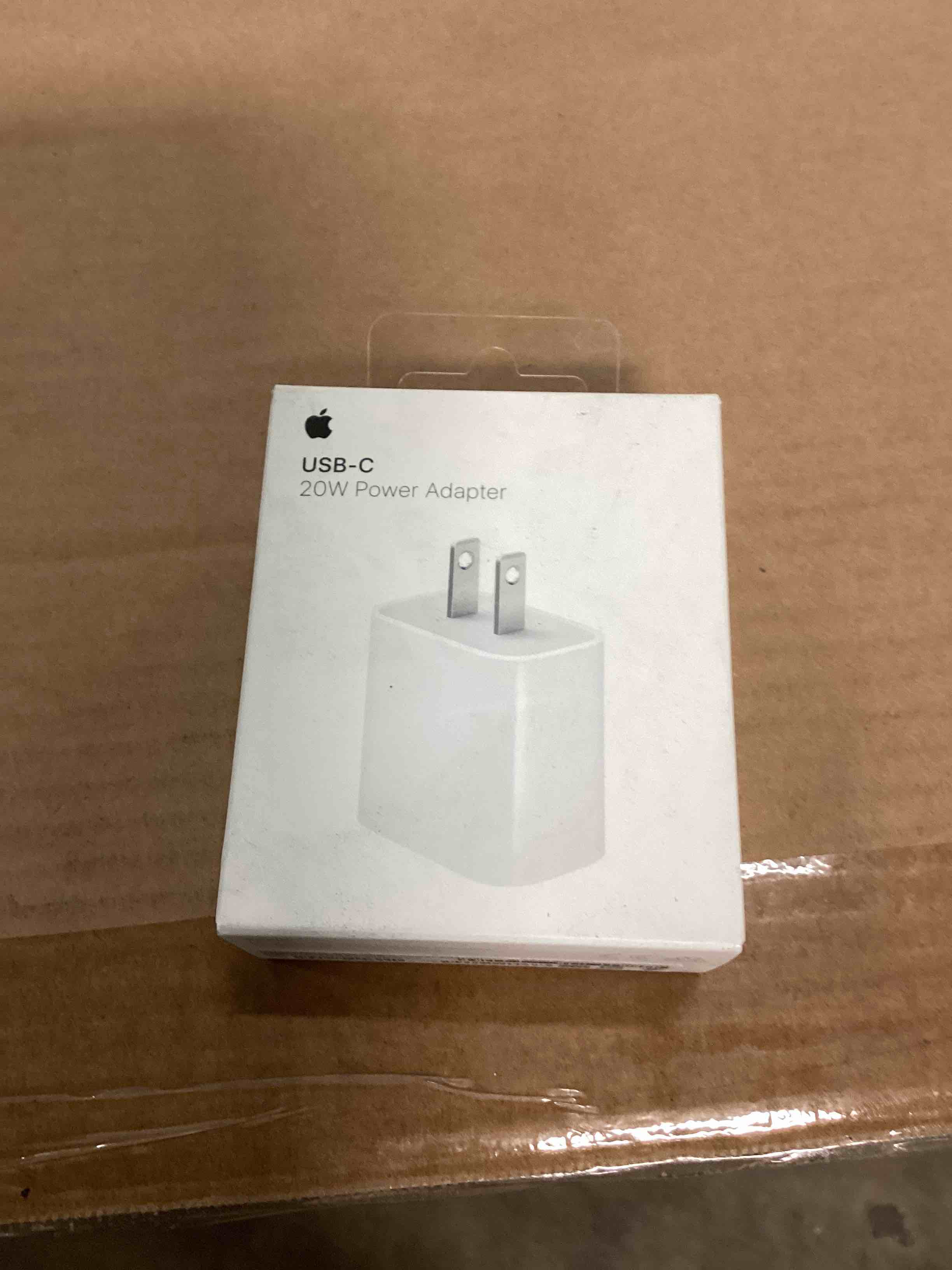 https://s3.amazonaws.com/lotting-images-prod/bidfta/BRN1474057_1744037625897.jpeg