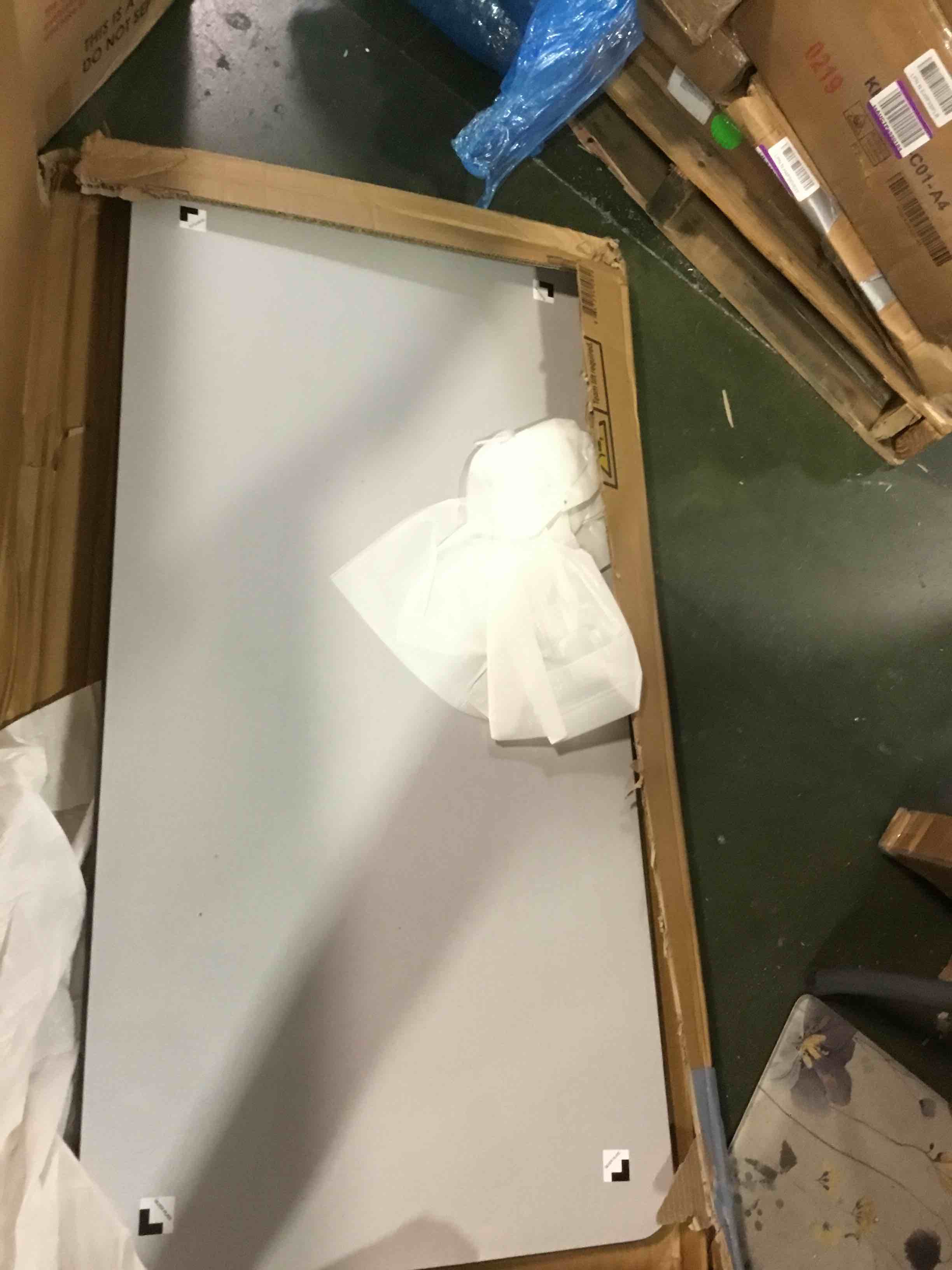 https://s3.amazonaws.com/lotting-images-prod/bidfta/BRN1481406_1733941936886.jpeg