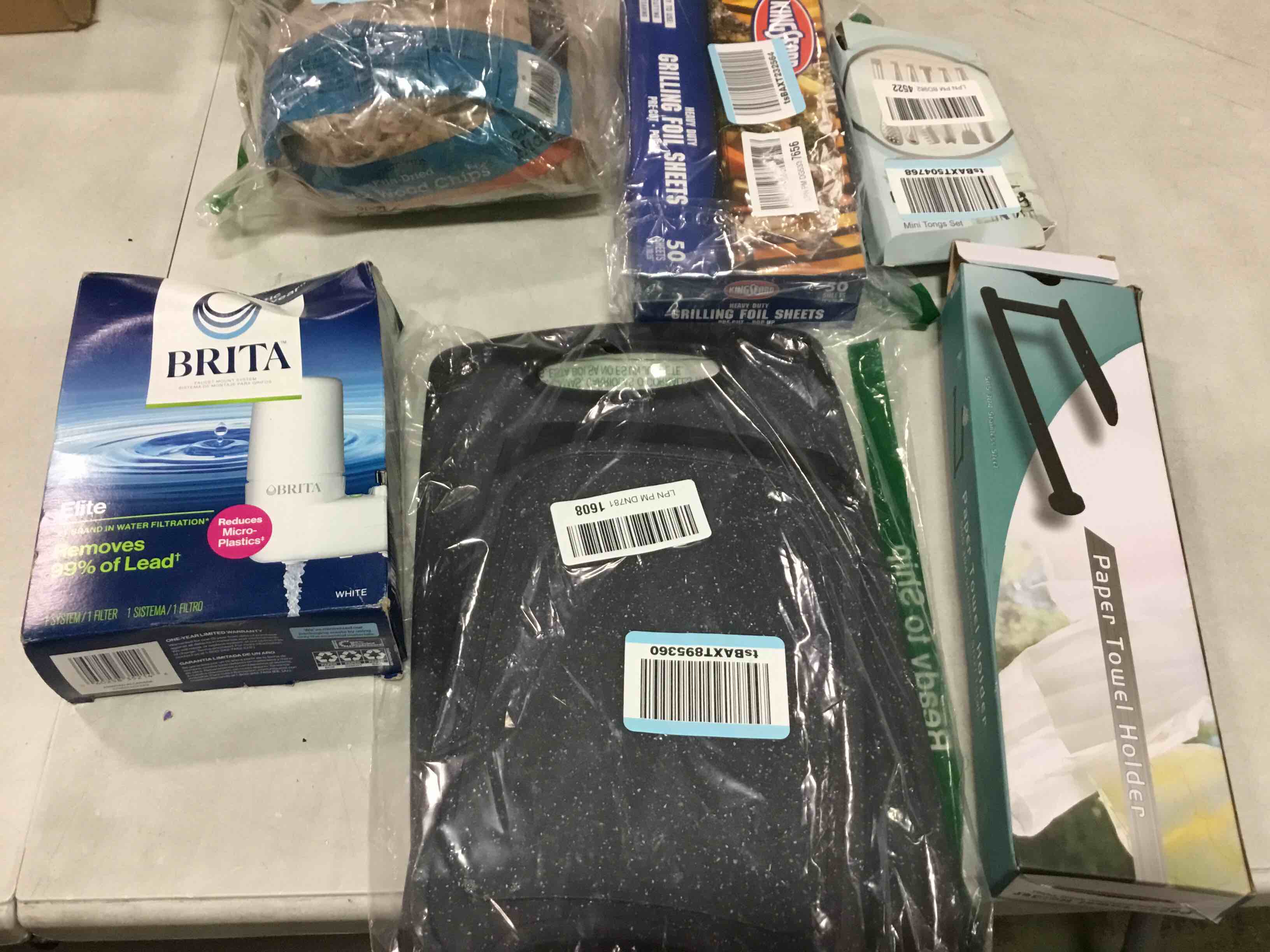https://s3.amazonaws.com/lotting-images-prod/bidfta/BRN1482690_1735828730077.jpeg