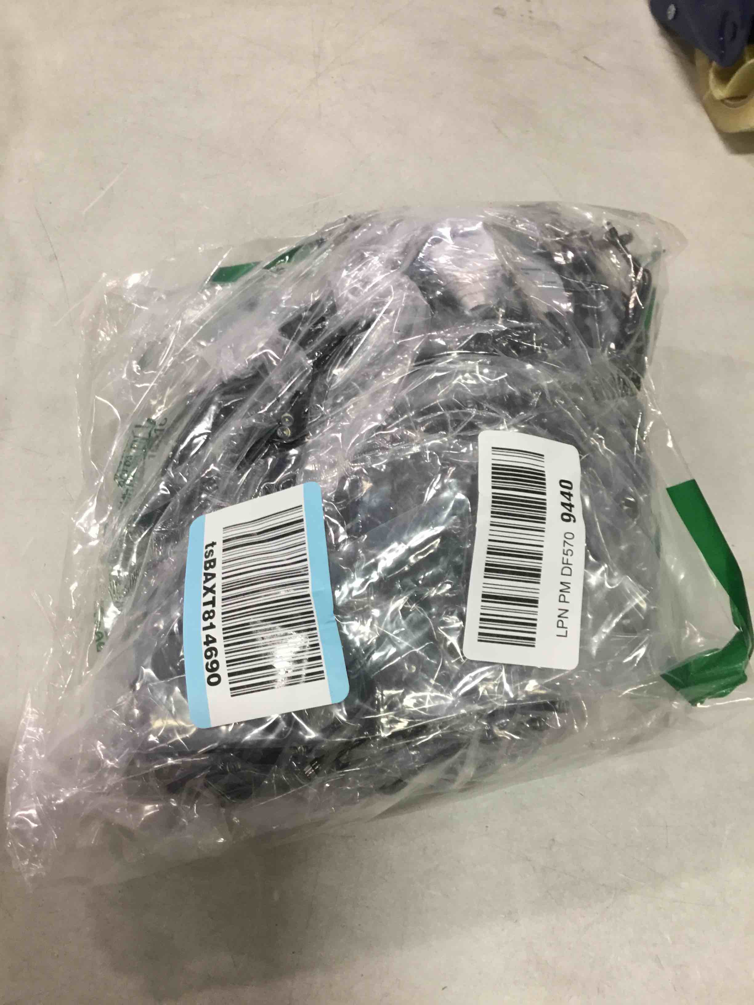 https://s3.amazonaws.com/lotting-images-prod/bidfta/BRN1482700_1735832363326.jpeg