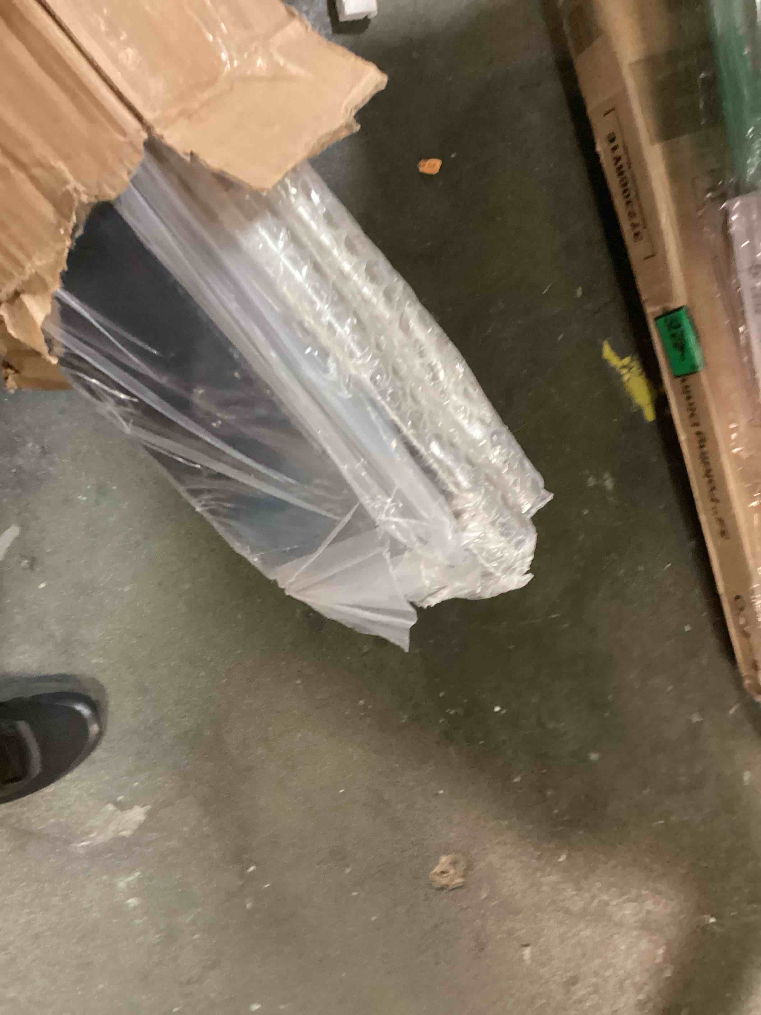 https://s3.amazonaws.com/lotting-images-prod/bidfta/BRN1484647_1734196458515.jpeg