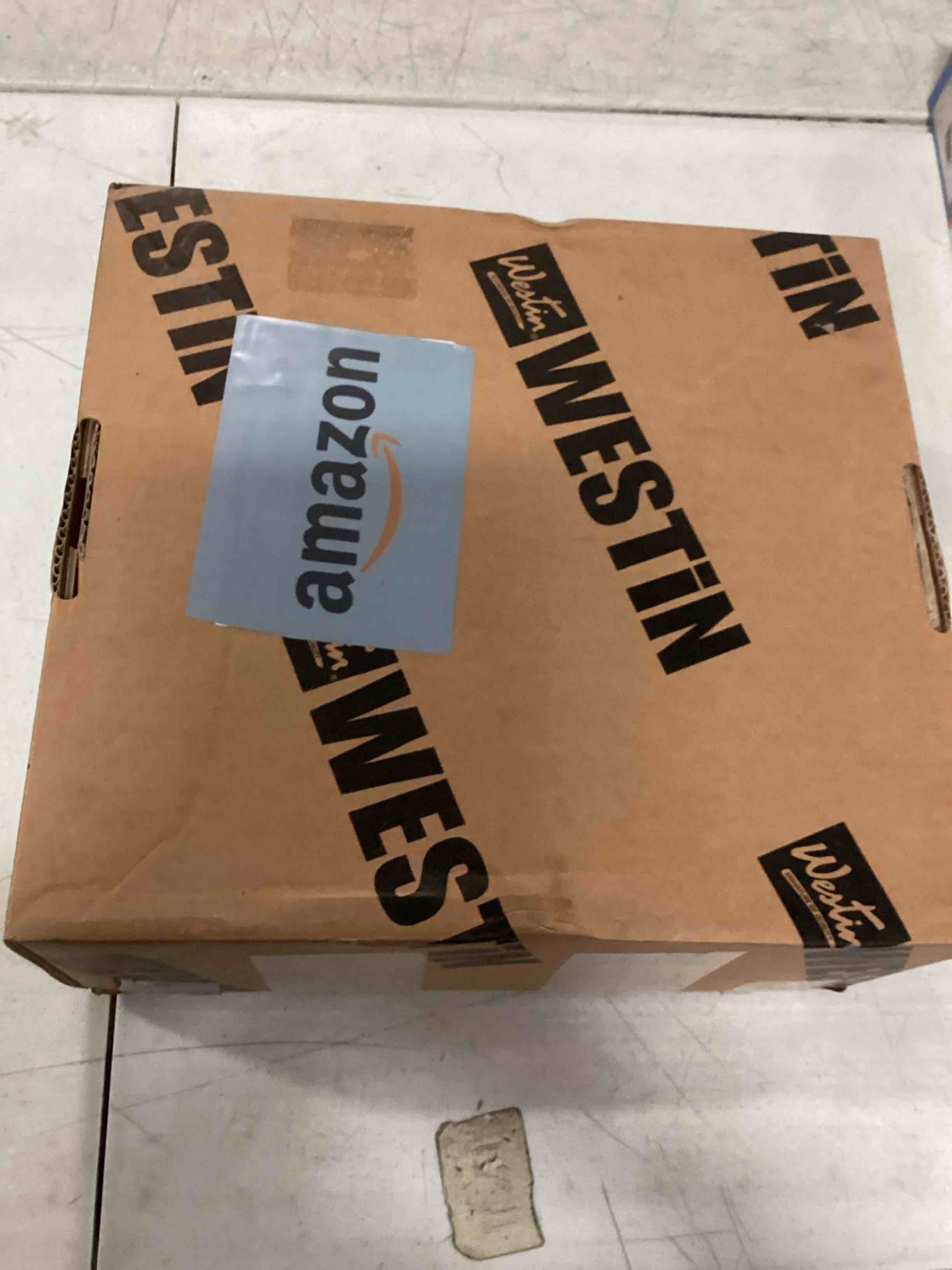 https://s3.amazonaws.com/lotting-images-prod/bidfta/BRN1484977_1734449403852.jpeg