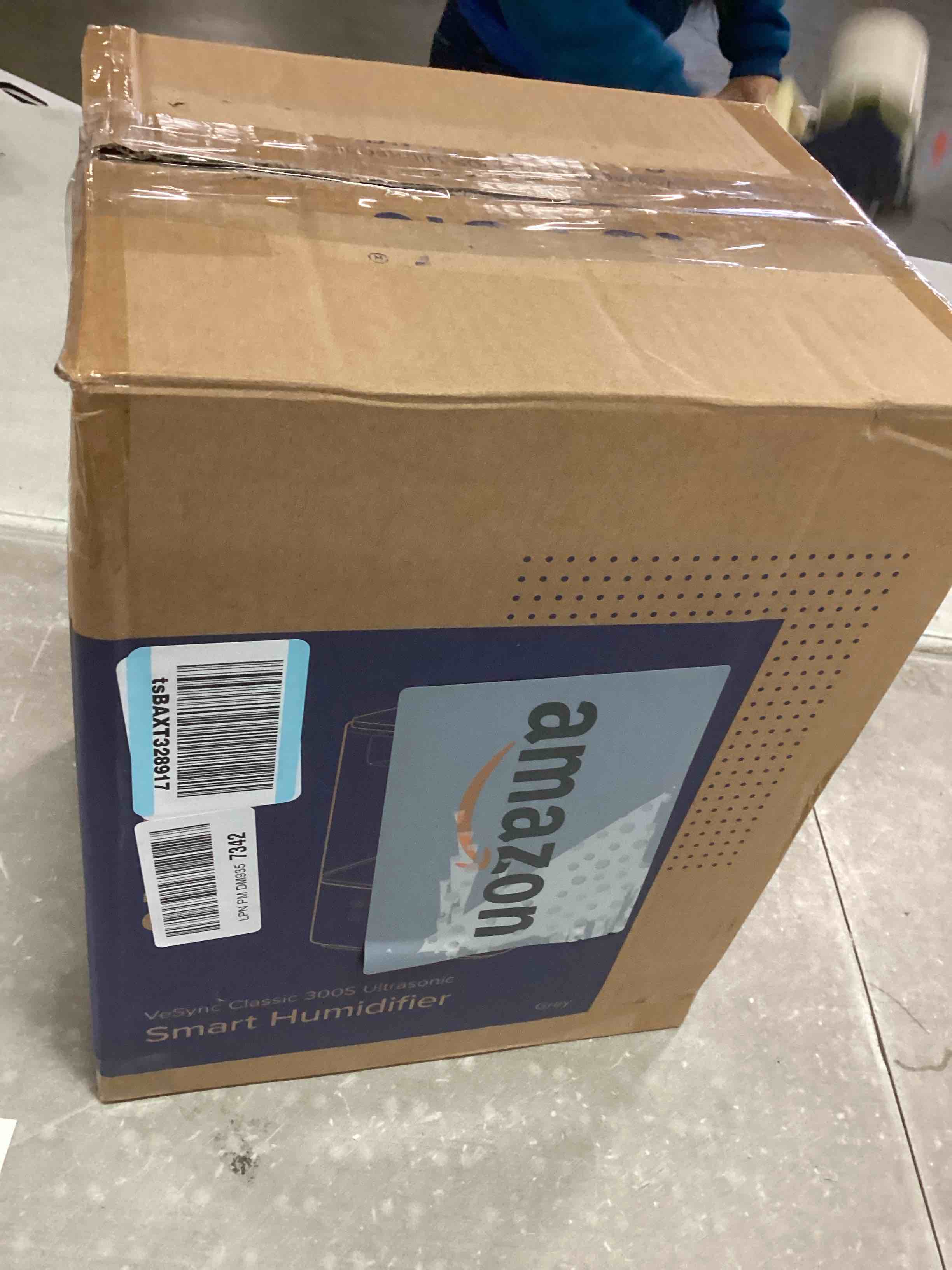 https://s3.amazonaws.com/lotting-images-prod/bidfta/BRN1485979_1734973060179.jpeg