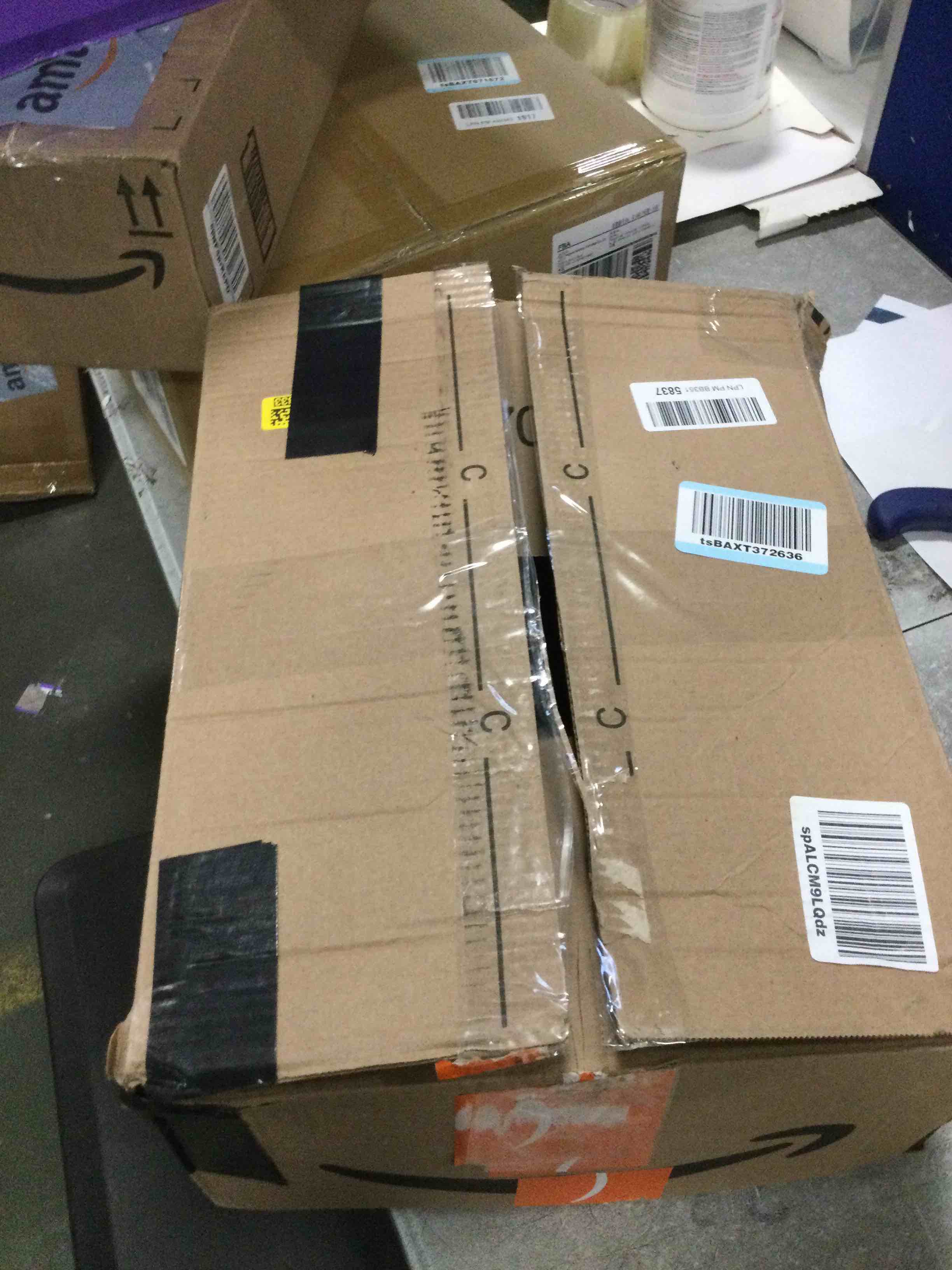 https://s3.amazonaws.com/lotting-images-prod/bidfta/BRN1486522_1732714776364.jpeg