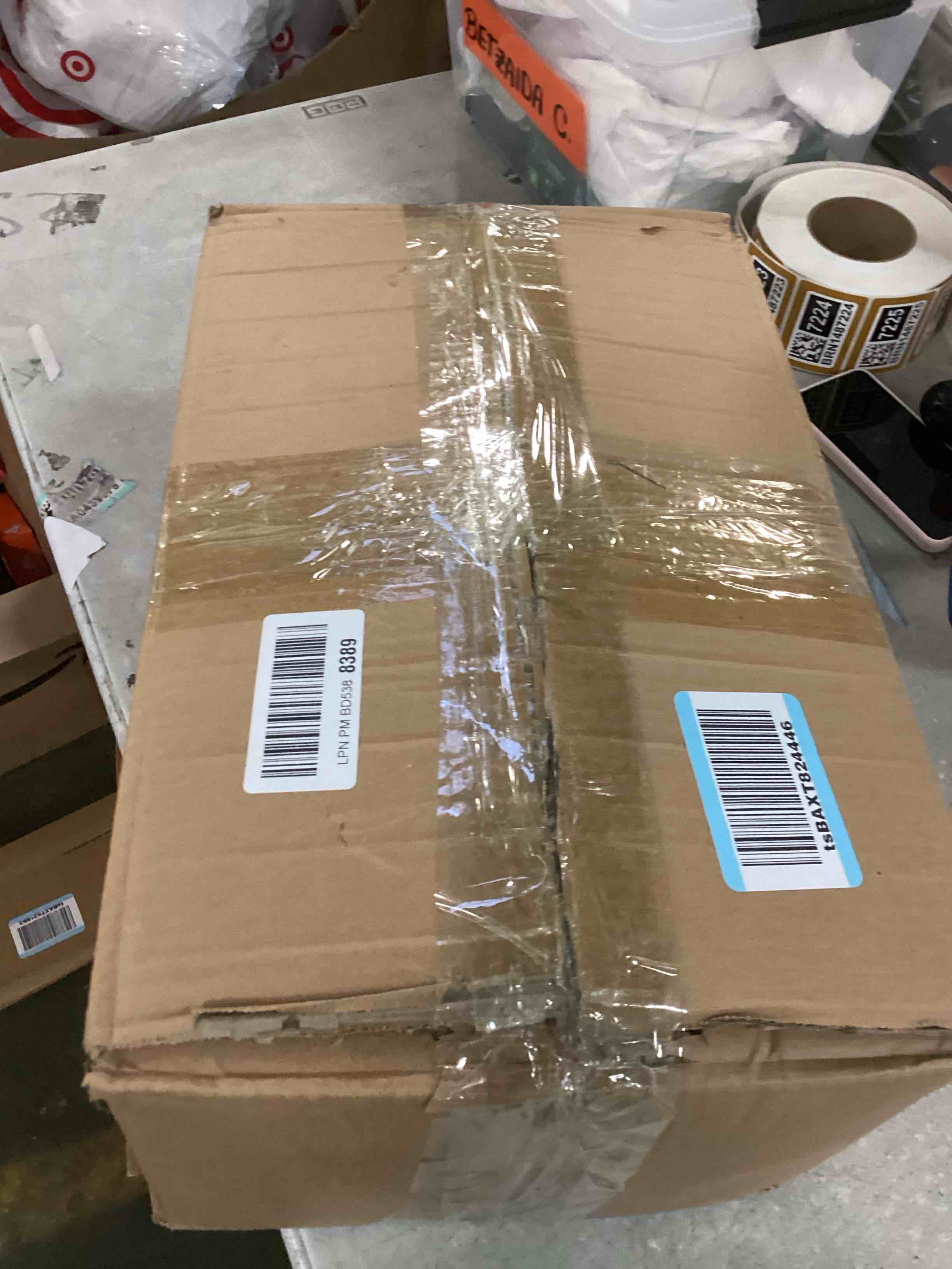 https://s3.amazonaws.com/lotting-images-prod/bidfta/BRN1487199_1733317983491.jpeg