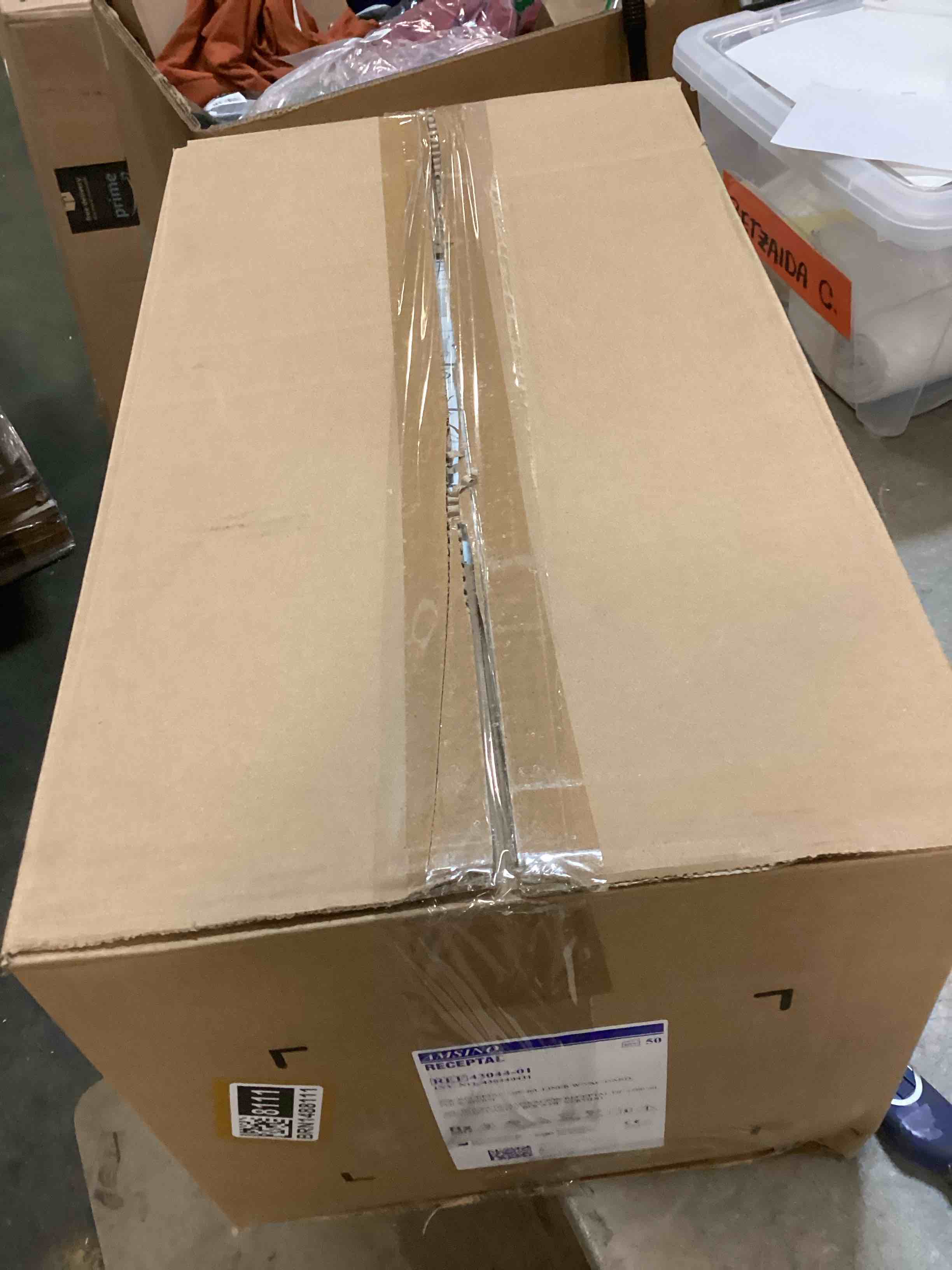 https://s3.amazonaws.com/lotting-images-prod/bidfta/BRN1488111_1733854778552.jpeg