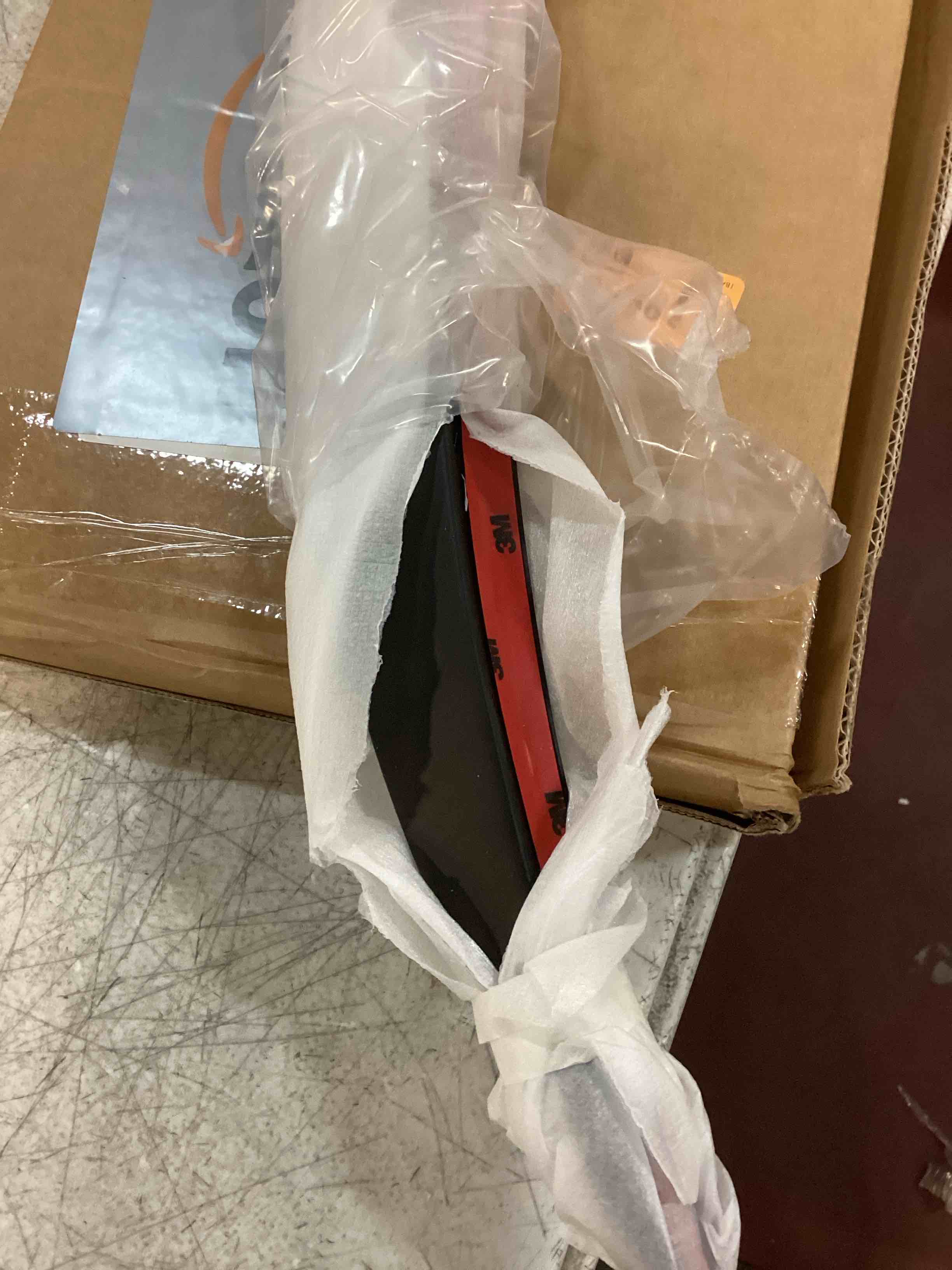 https://s3.amazonaws.com/lotting-images-prod/bidfta/BRN1488171_1733919528057.jpeg