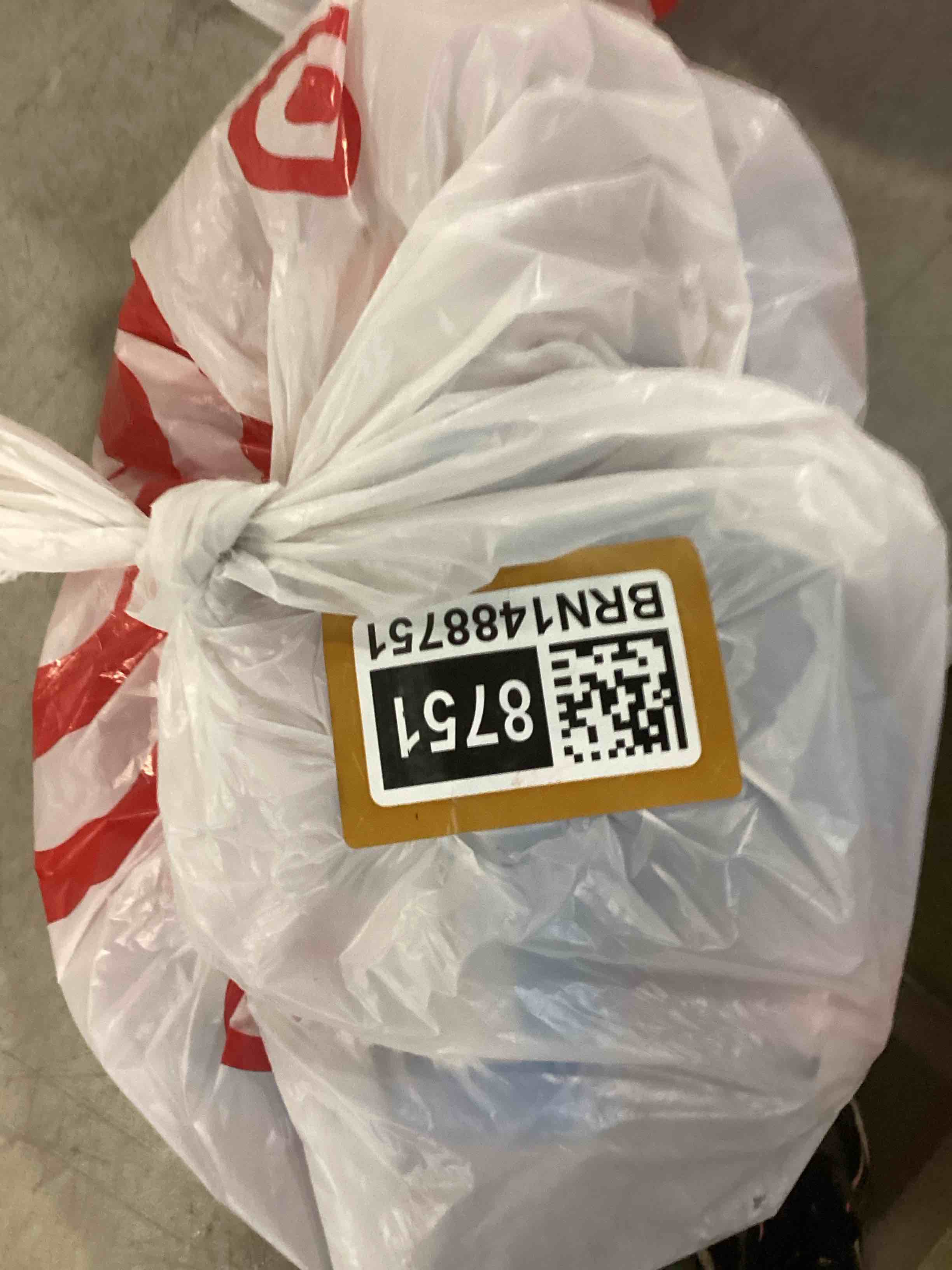 https://s3.amazonaws.com/lotting-images-prod/bidfta/BRN1488751_1734450611295.jpeg