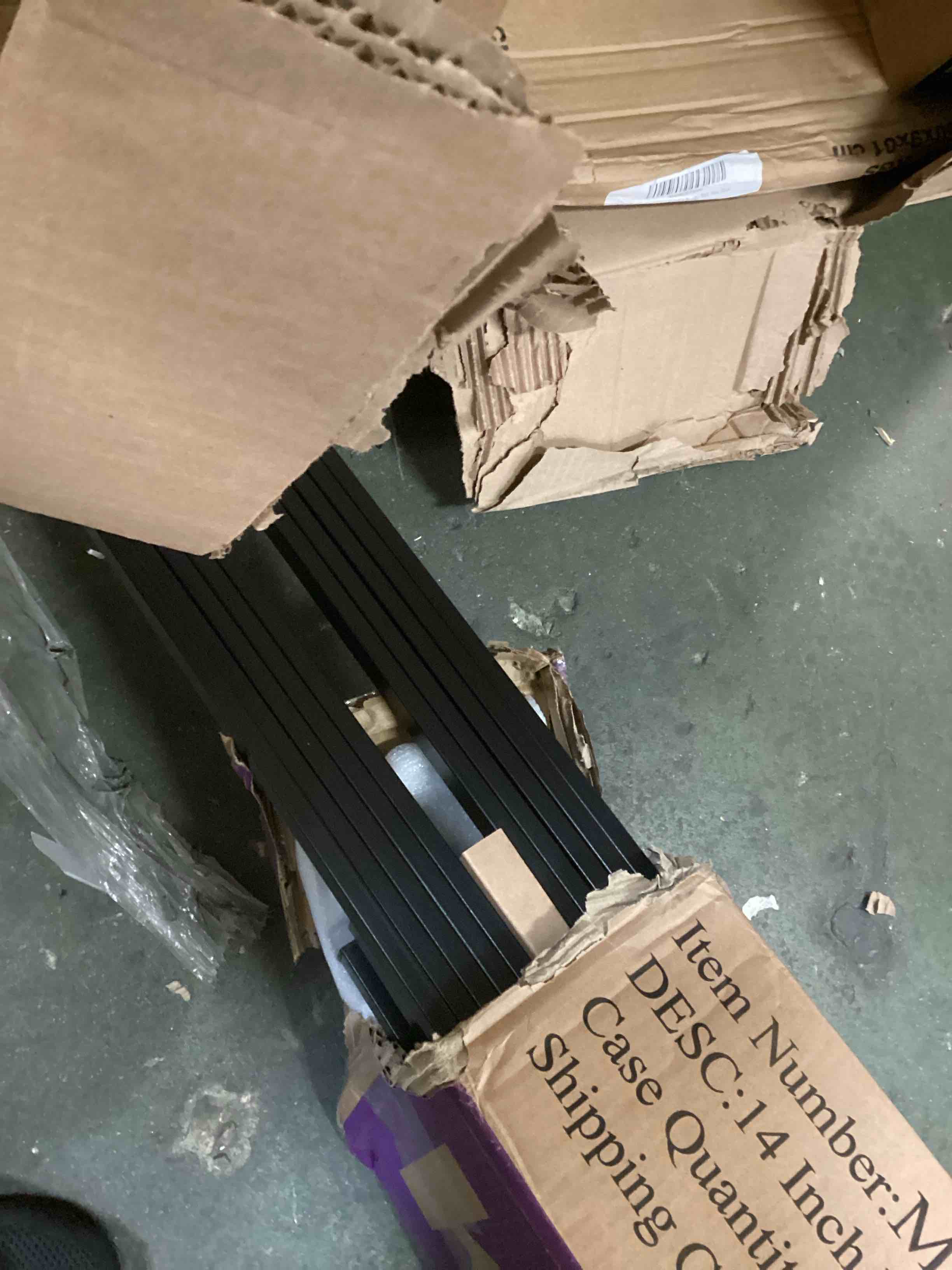 https://s3.amazonaws.com/lotting-images-prod/bidfta/BRN1489500_1740423627937.jpeg