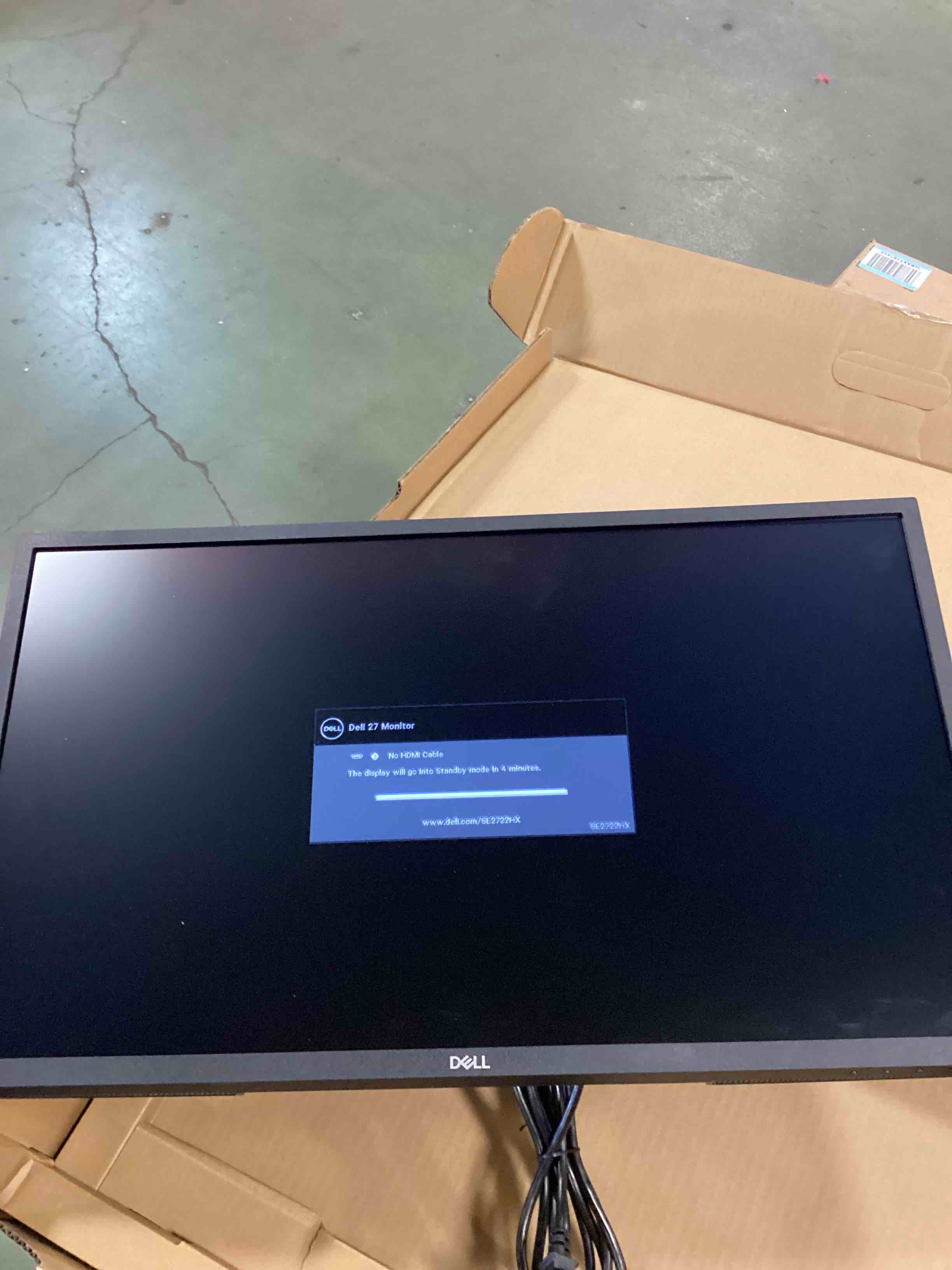 https://s3.amazonaws.com/lotting-images-prod/bidfta/BRN1490421_1740770004627.jpeg