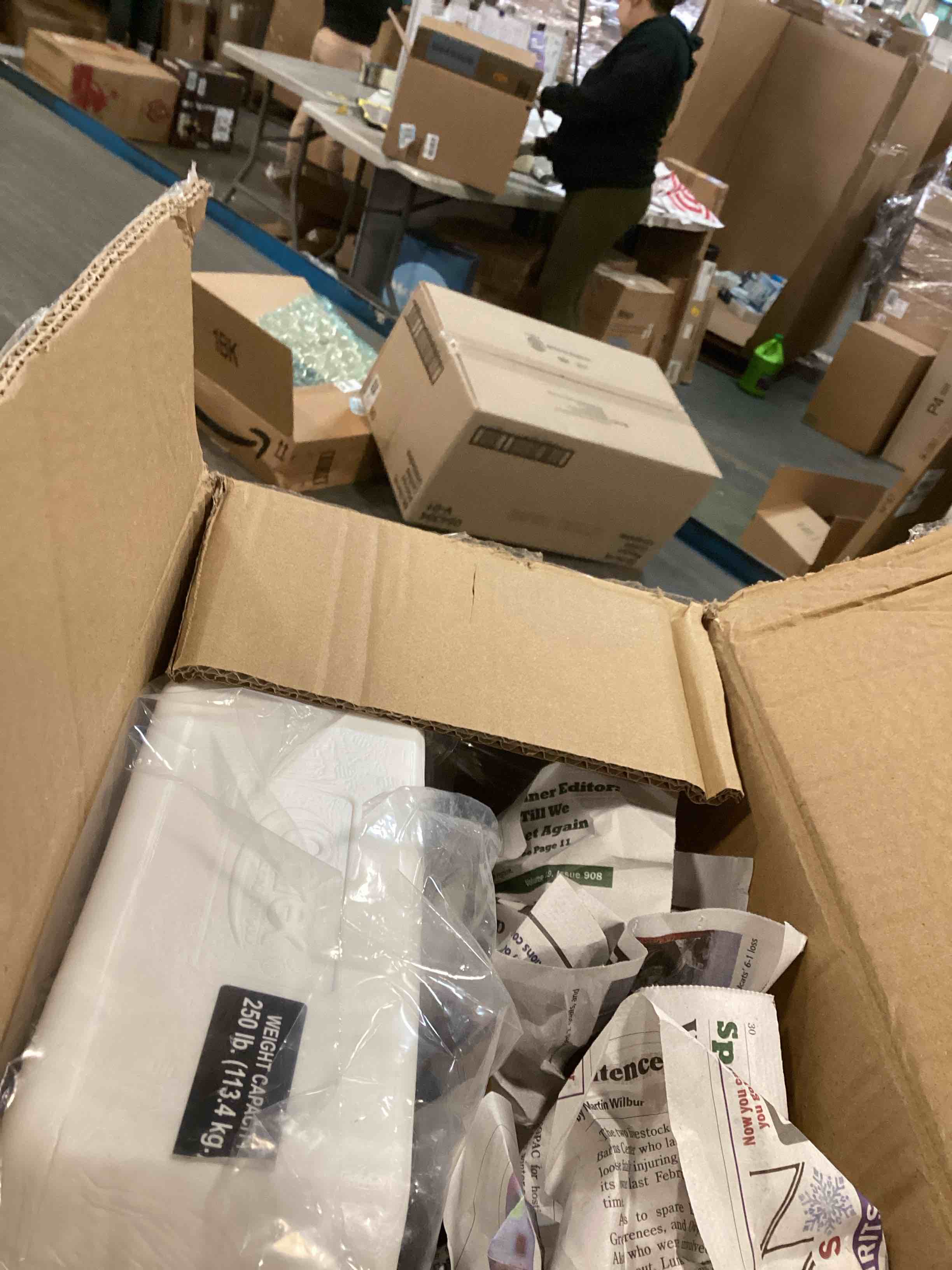https://s3.amazonaws.com/lotting-images-prod/bidfta/BRN1490606_1741019857474.jpeg