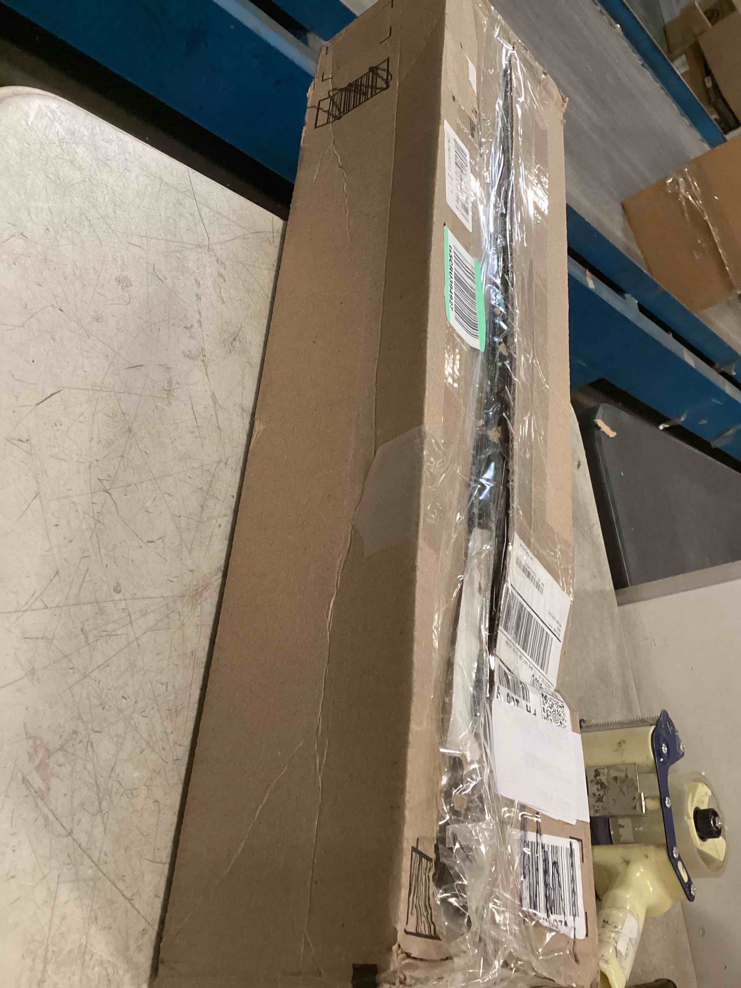 https://s3.amazonaws.com/lotting-images-prod/bidfta/BRN1491232_1741271804559.jpeg
