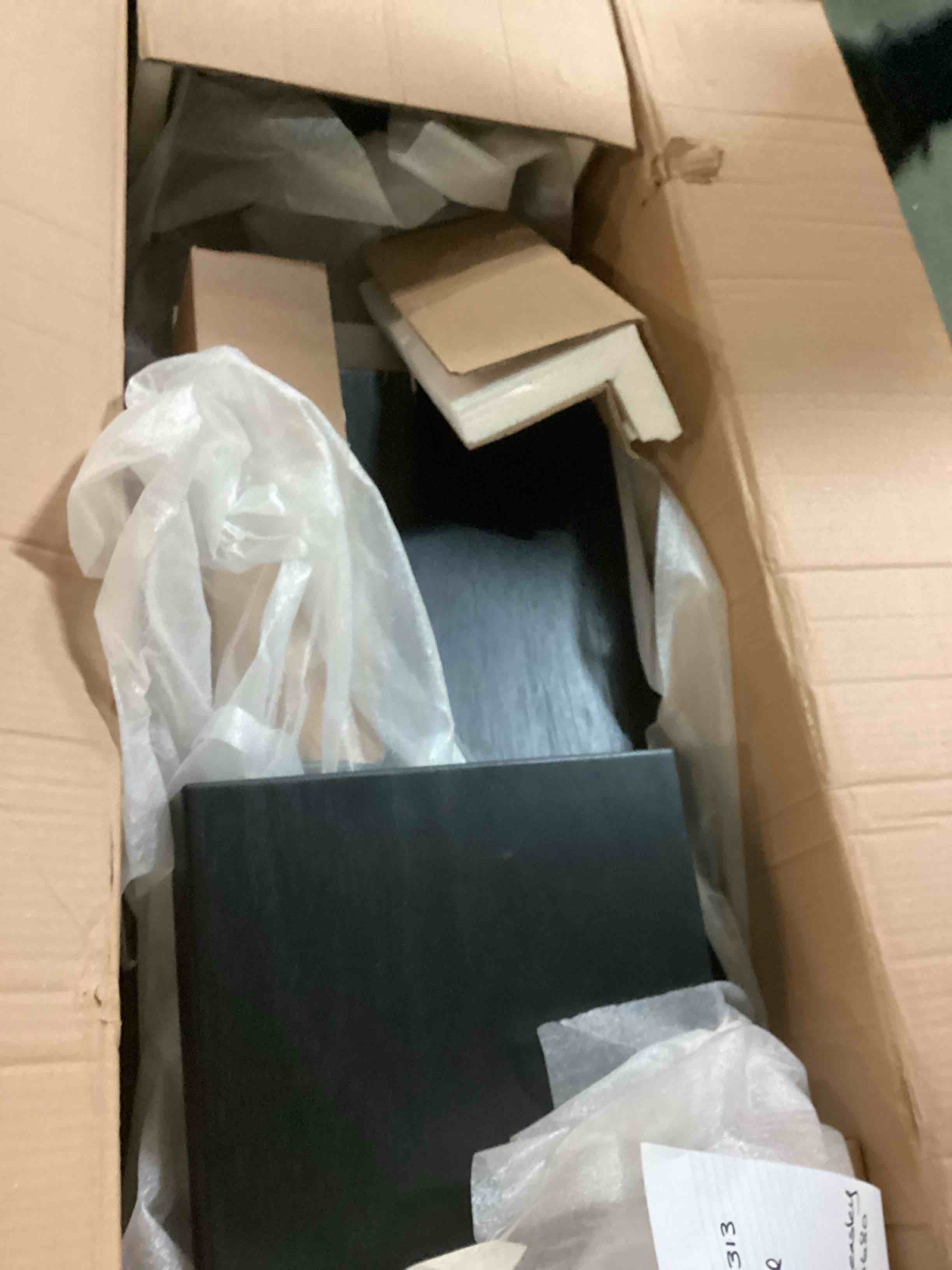 https://s3.amazonaws.com/lotting-images-prod/bidfta/BRN1492914_1733449951217.jpeg