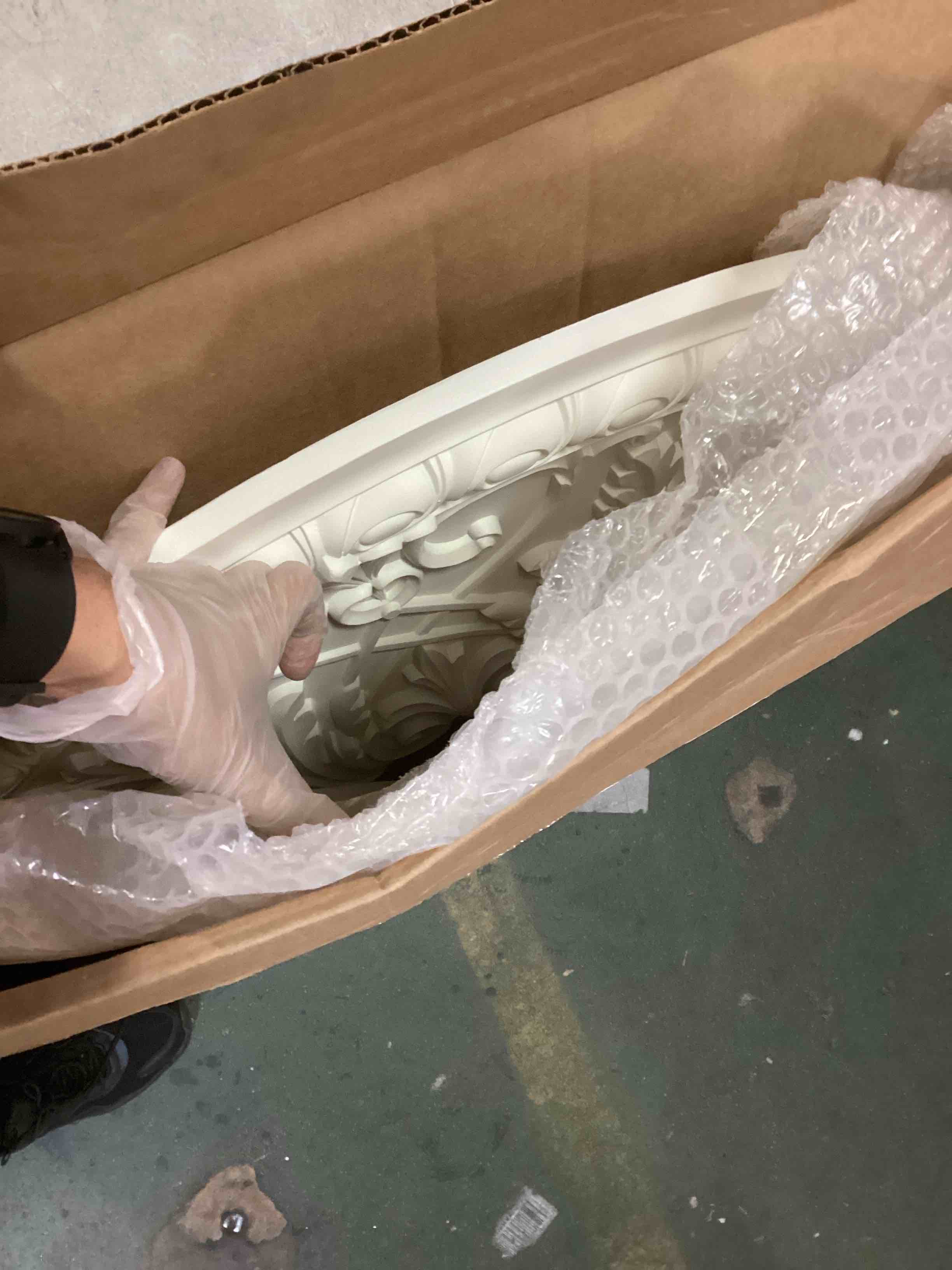 https://s3.amazonaws.com/lotting-images-prod/bidfta/BRN1495192_1733768484597.jpeg