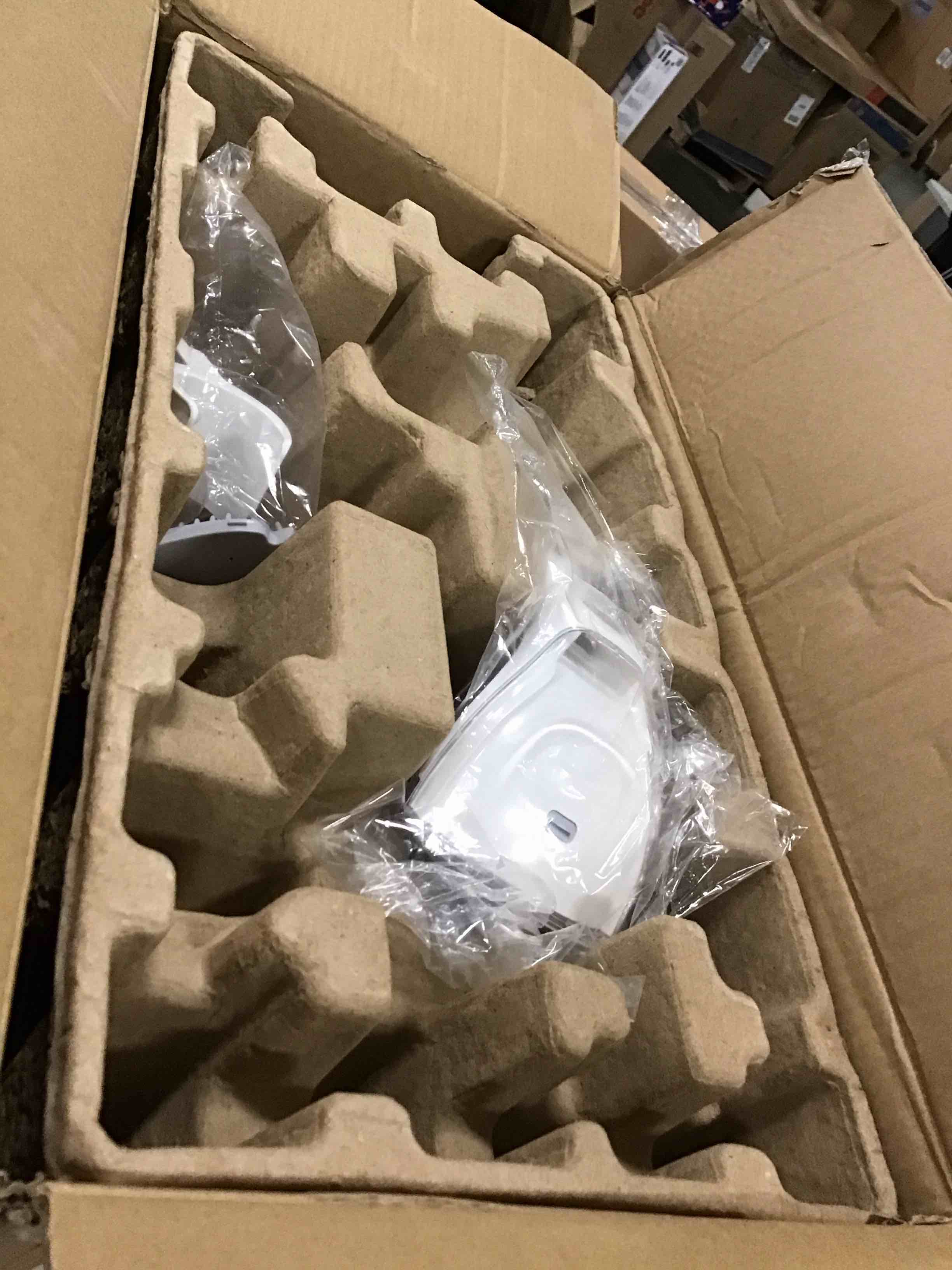 https://s3.amazonaws.com/lotting-images-prod/bidfta/BRN1497334_1735828787101.jpeg