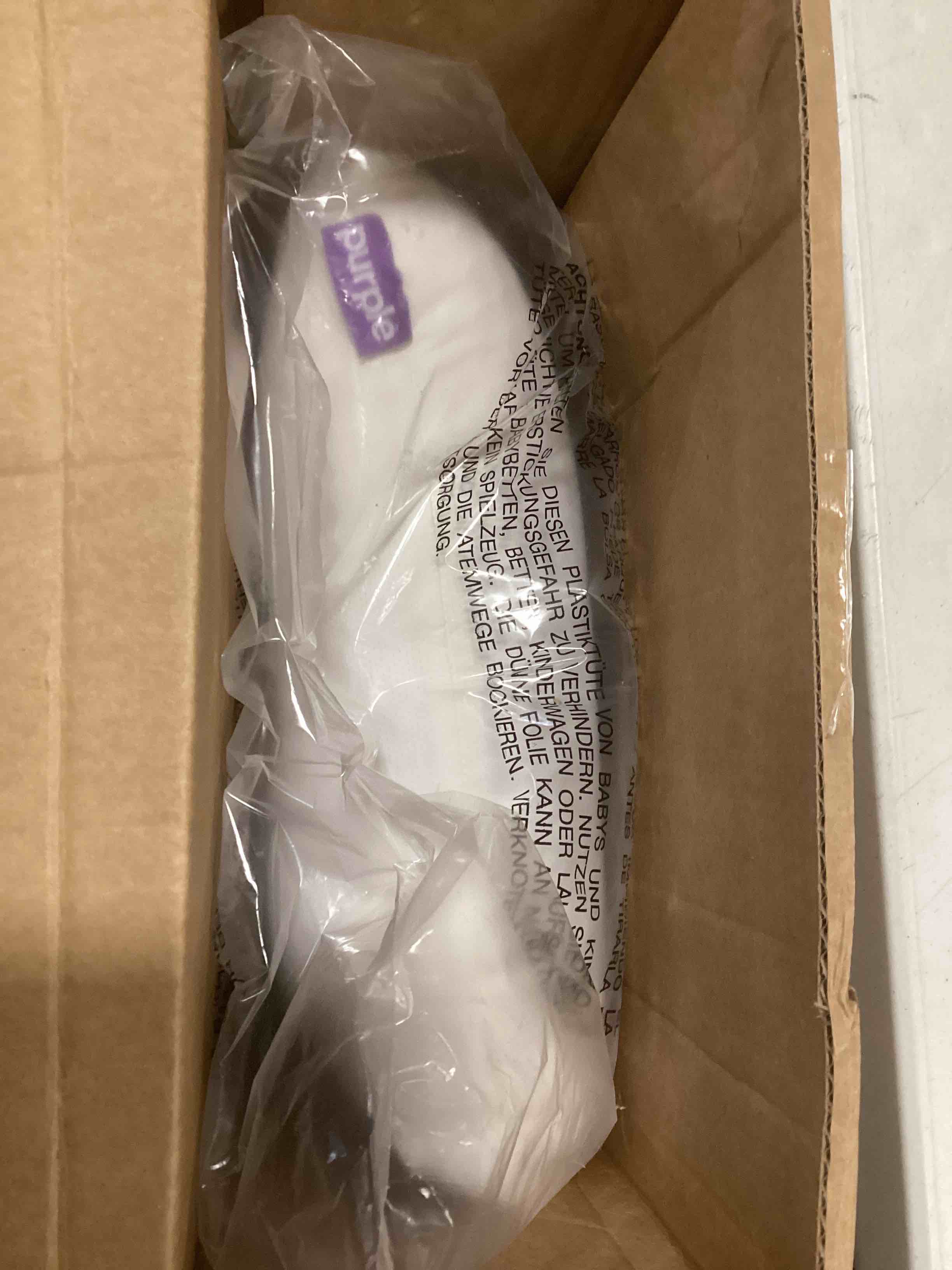 https://s3.amazonaws.com/lotting-images-prod/bidfta/BRN1497912_1736878752550.jpeg