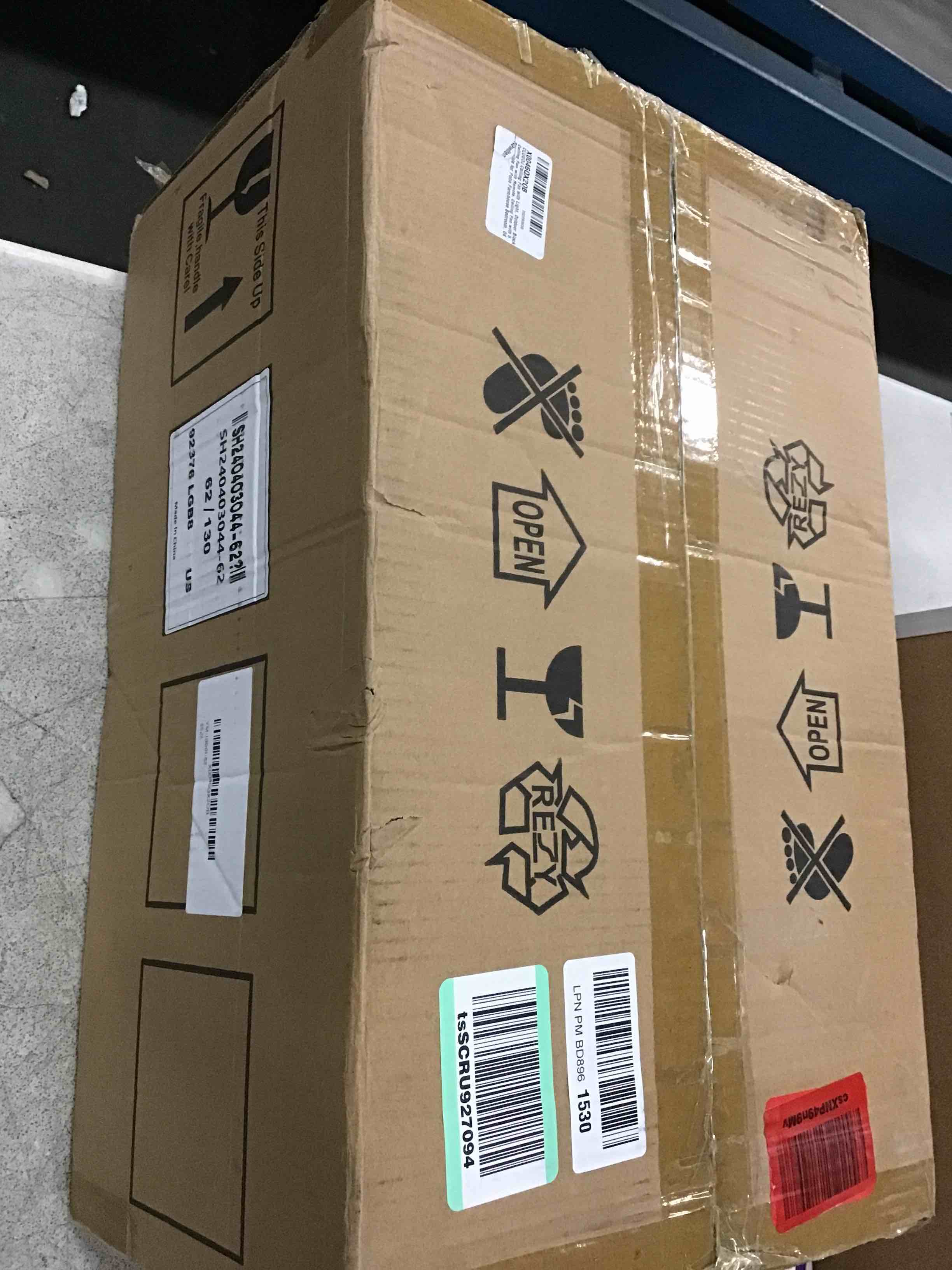 https://s3.amazonaws.com/lotting-images-prod/bidfta/BRN1498312_1732740763561.jpeg