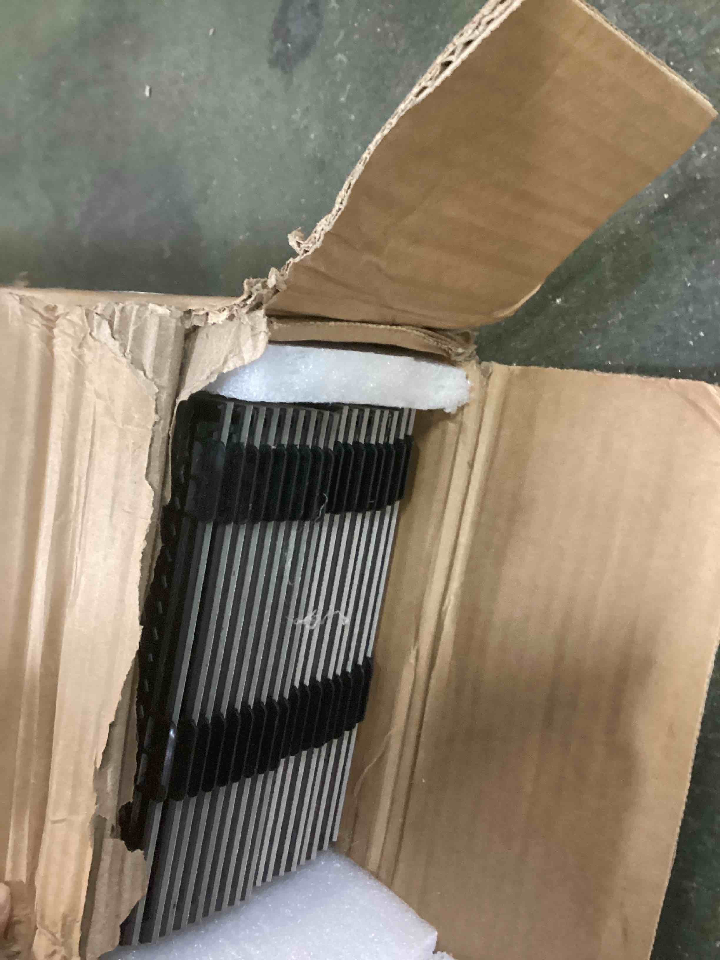 https://s3.amazonaws.com/lotting-images-prod/bidfta/BRN1498686_1733156715938.jpeg