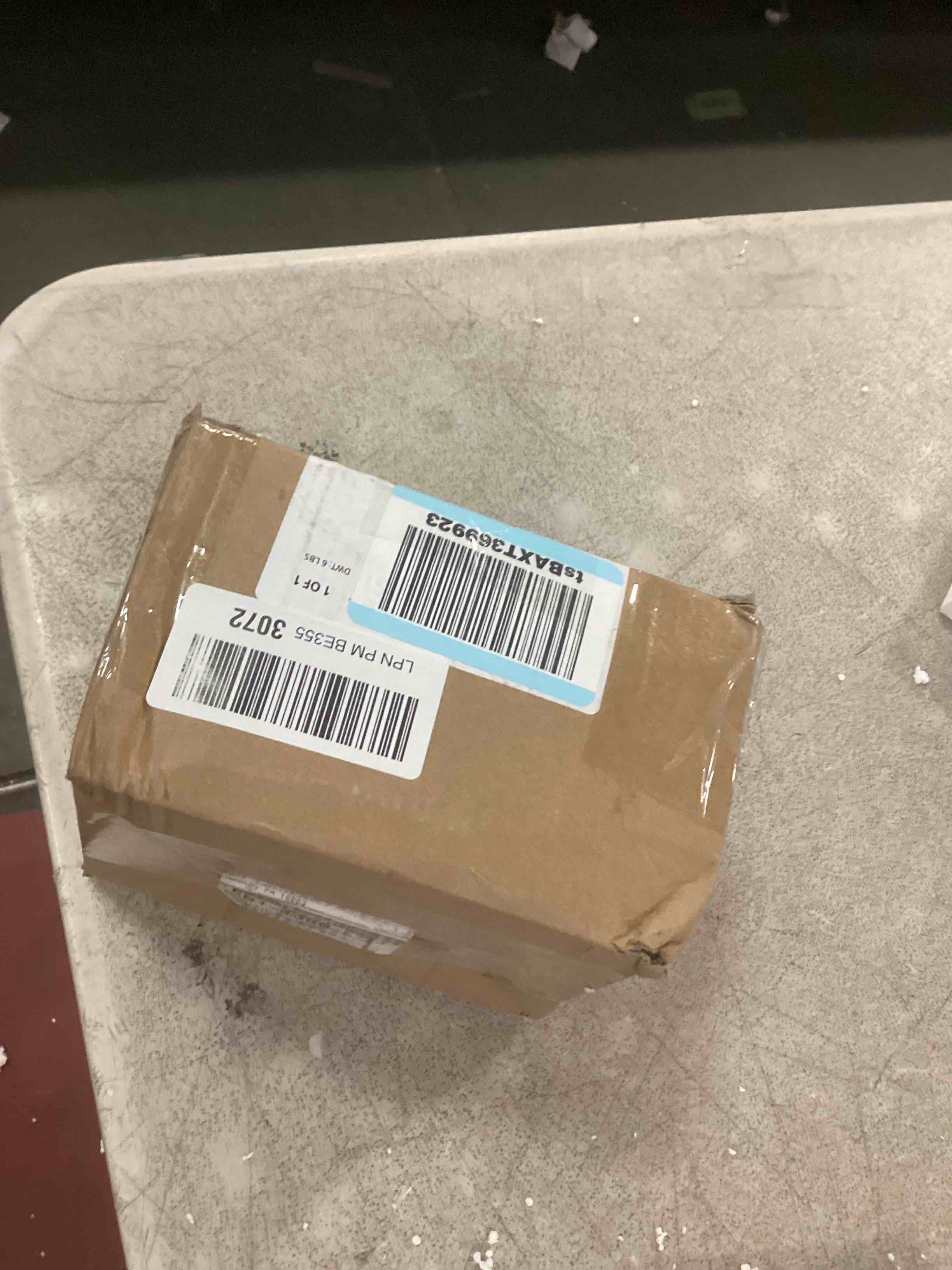 https://s3.amazonaws.com/lotting-images-prod/bidfta/BRN1498757_1733172408626.jpeg