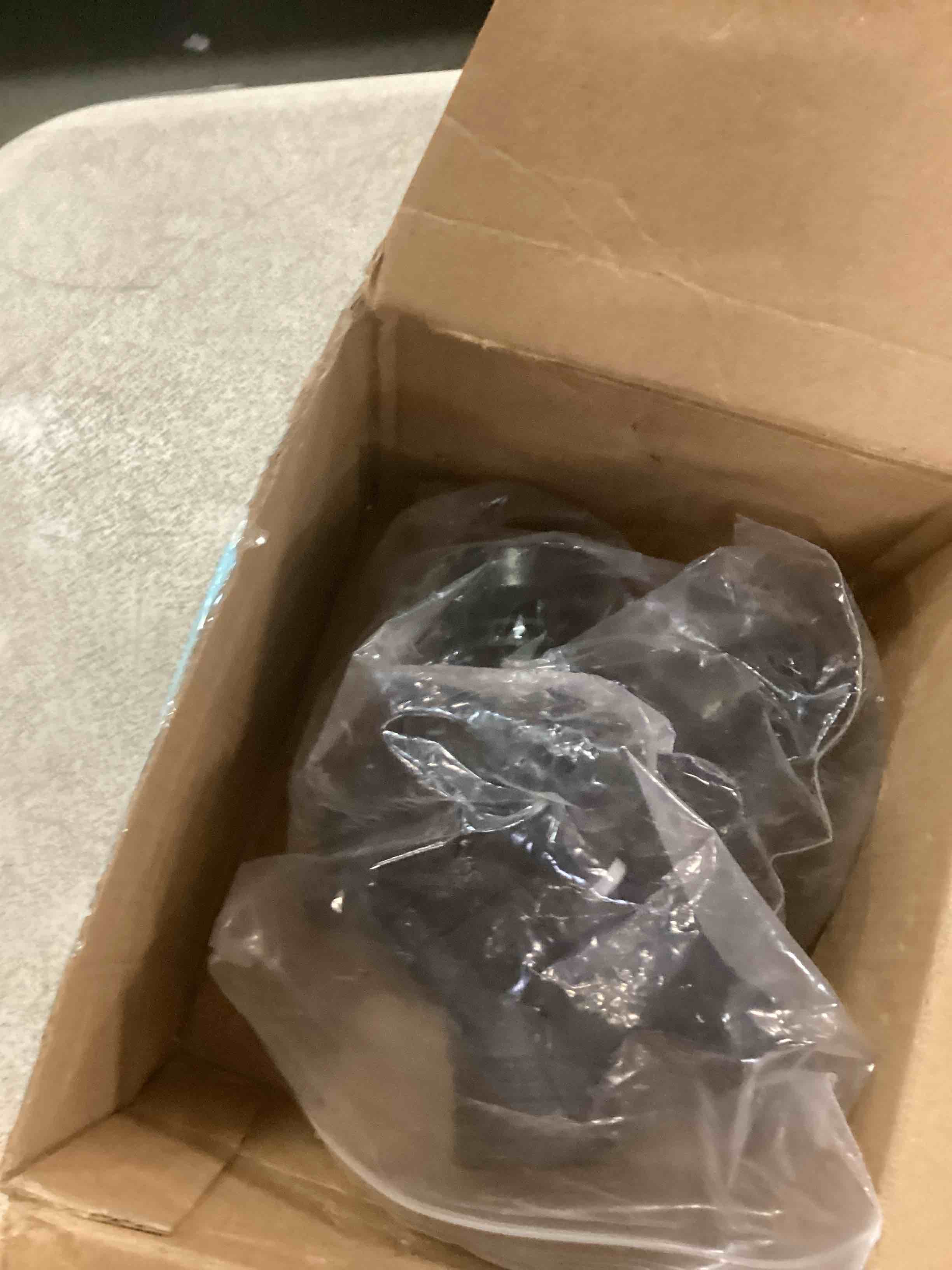 https://s3.amazonaws.com/lotting-images-prod/bidfta/BRN1498757_1733172427511.jpeg