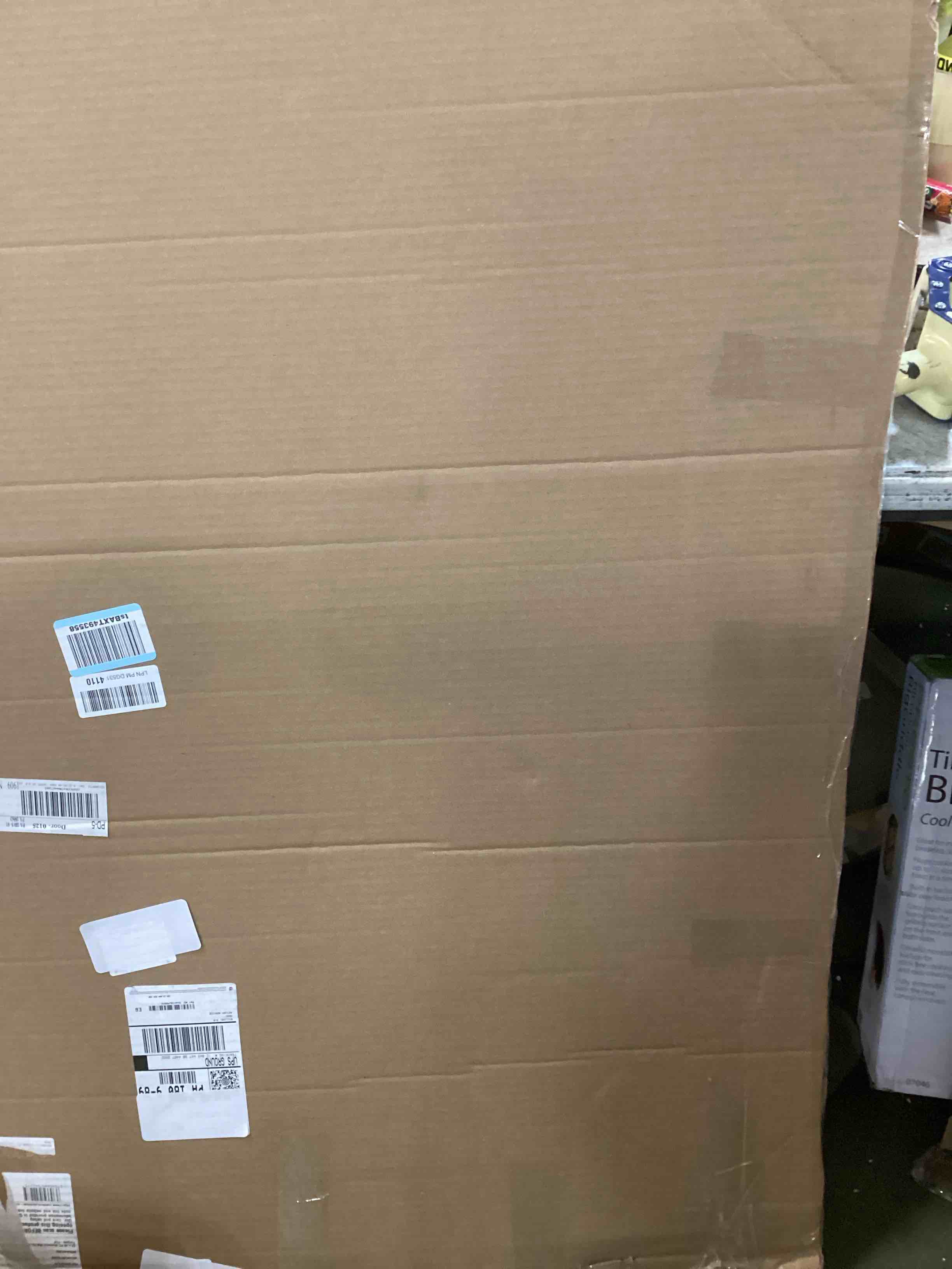 https://s3.amazonaws.com/lotting-images-prod/bidfta/BRN1499309_1734636168431.jpeg