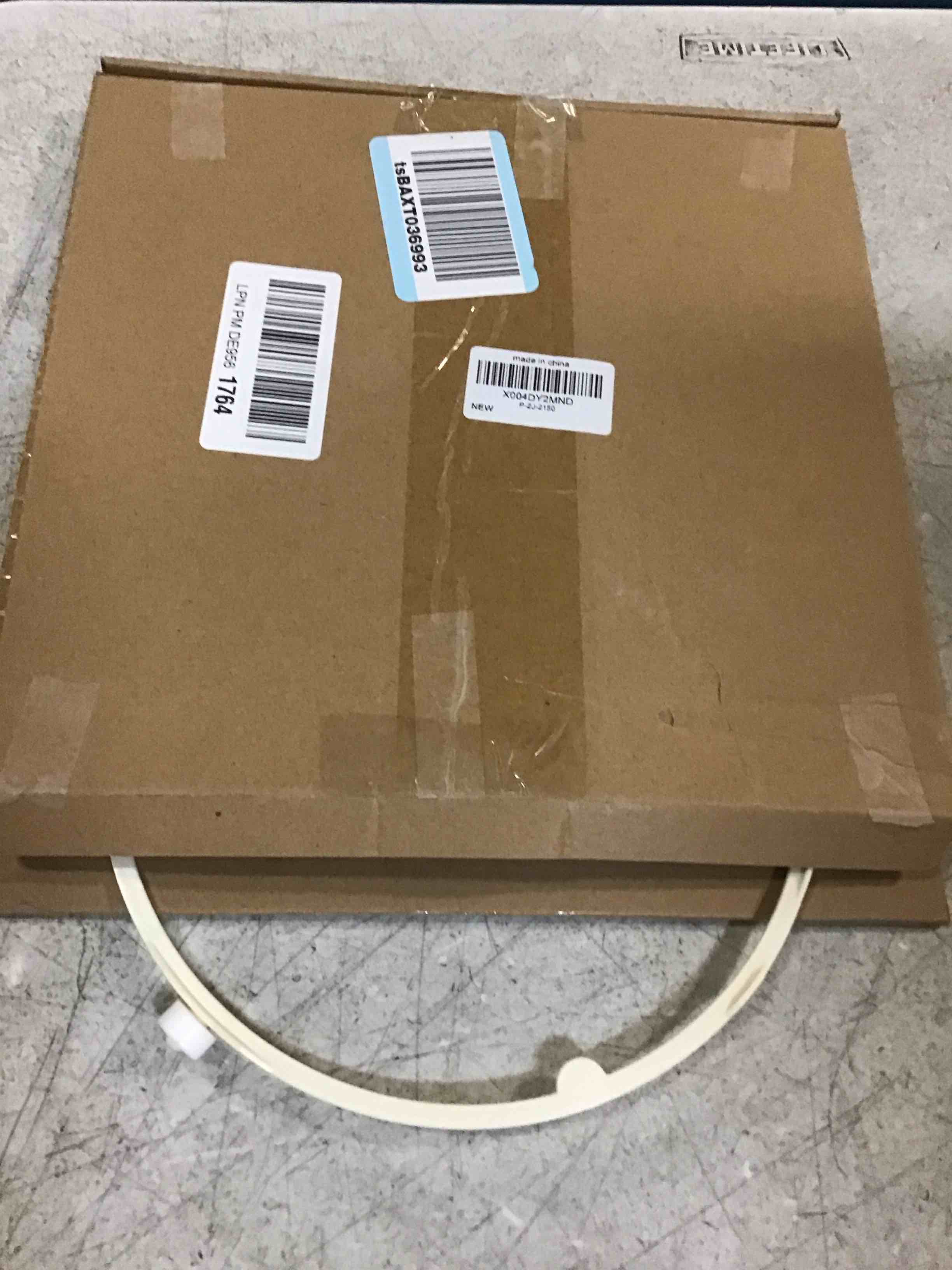 https://s3.amazonaws.com/lotting-images-prod/bidfta/BRN1501839_1734009307708.jpeg