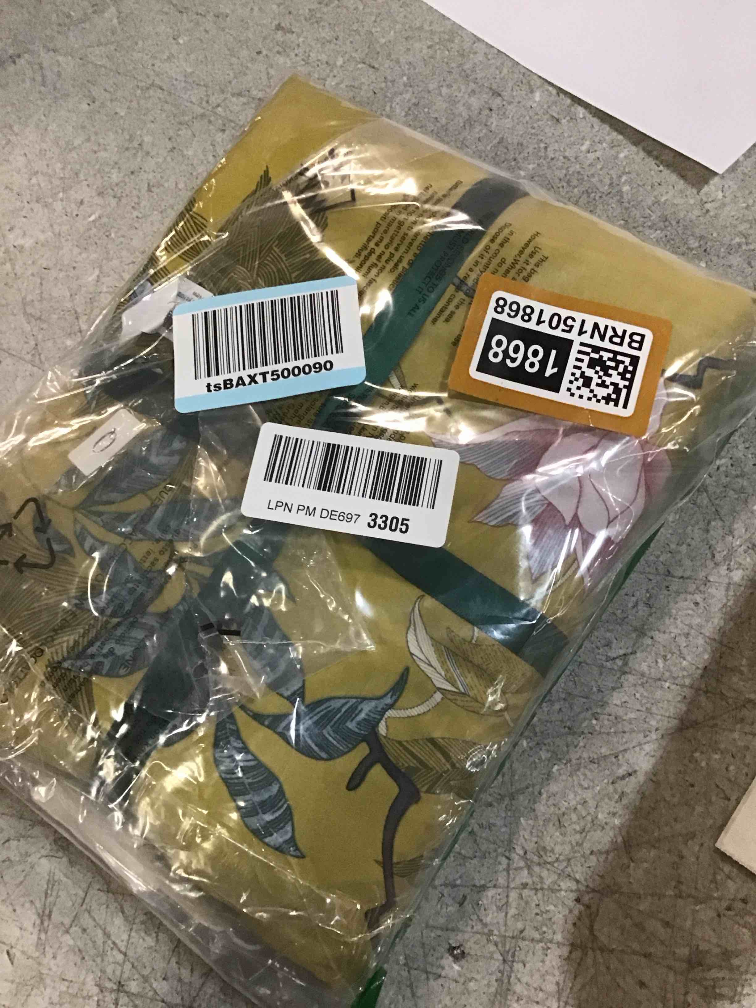 https://s3.amazonaws.com/lotting-images-prod/bidfta/BRN1501868_1734011935614.jpeg