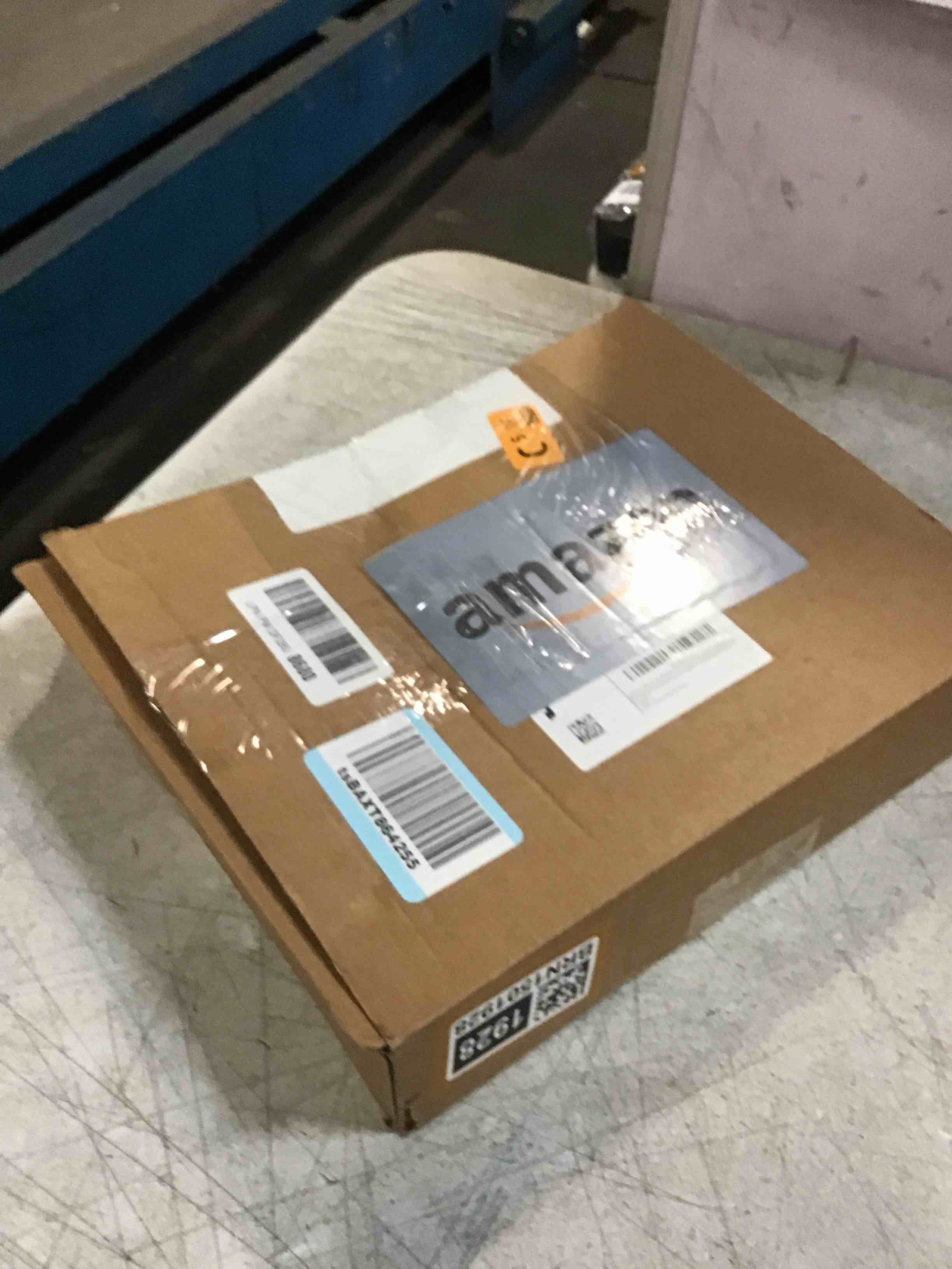 https://s3.amazonaws.com/lotting-images-prod/bidfta/BRN1501928_1734021903566.jpeg