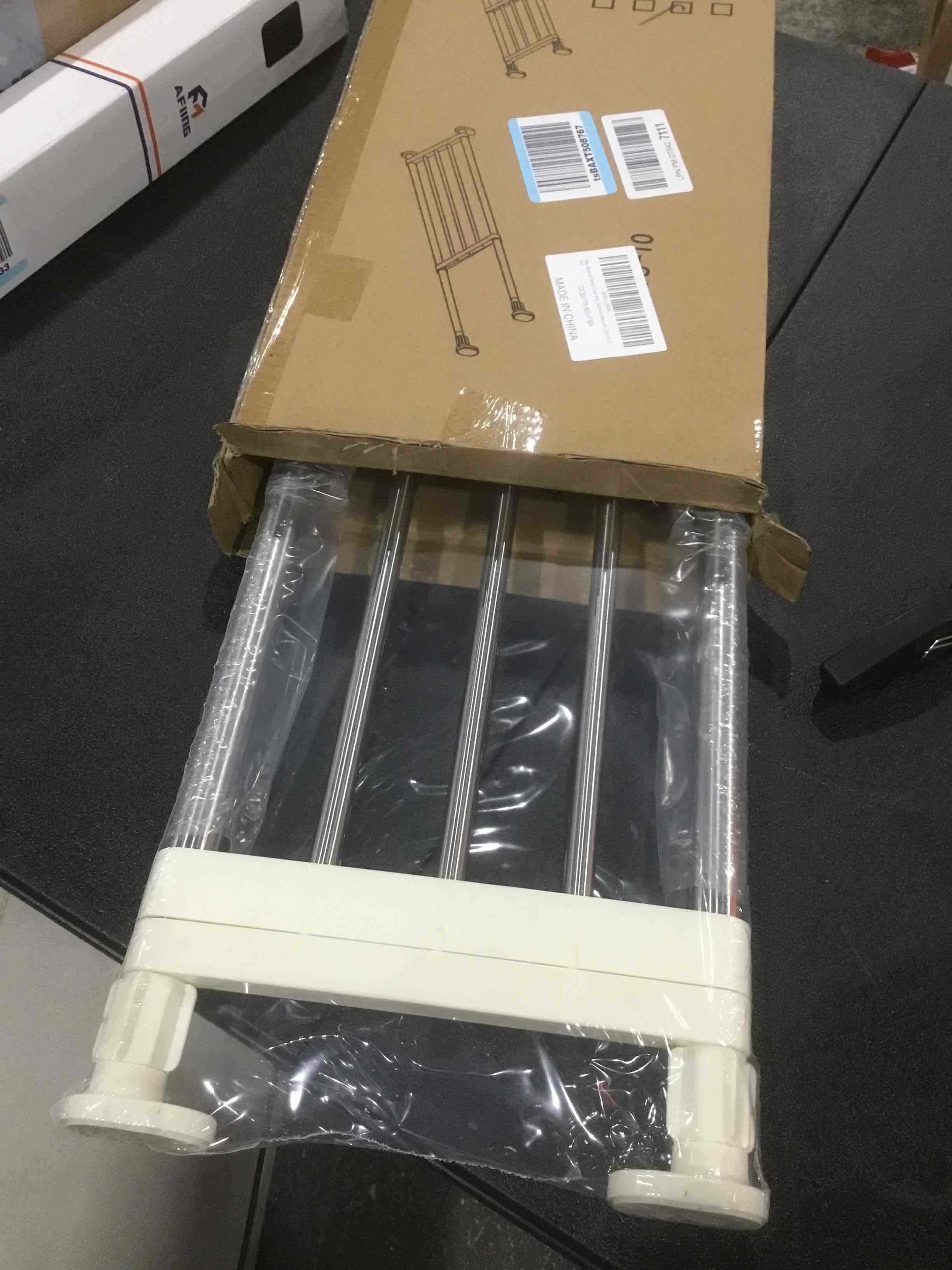 https://s3.amazonaws.com/lotting-images-prod/bidfta/BRN1507208_1743778312429.jpeg