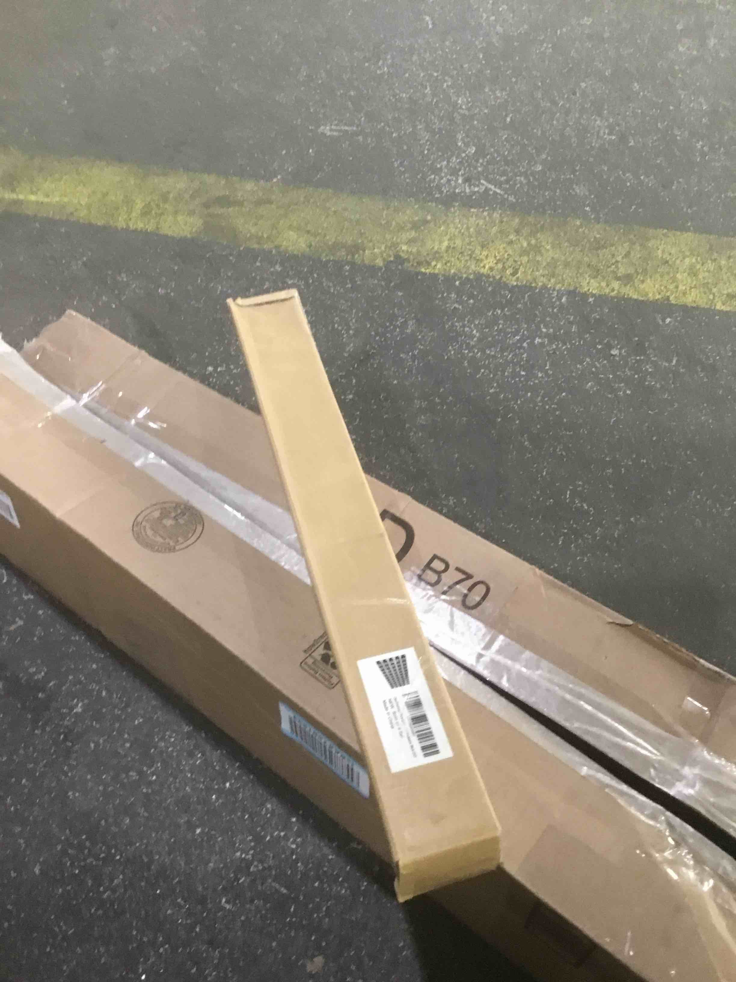 https://s3.amazonaws.com/lotting-images-prod/bidfta/BRN1508648_1744833652222.jpeg