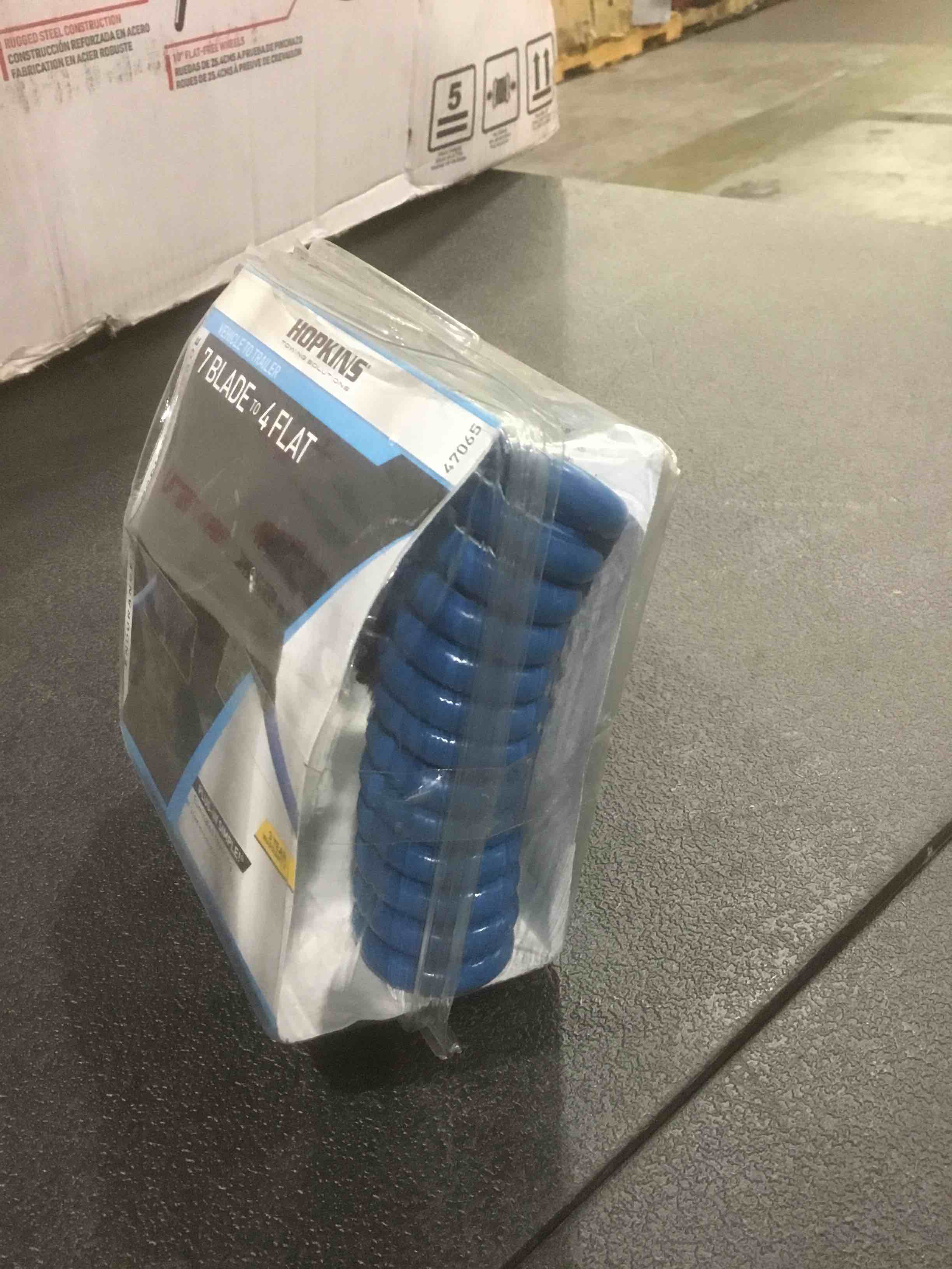 https://s3.amazonaws.com/lotting-images-prod/bidfta/BRN1509865_1746023651929.jpeg