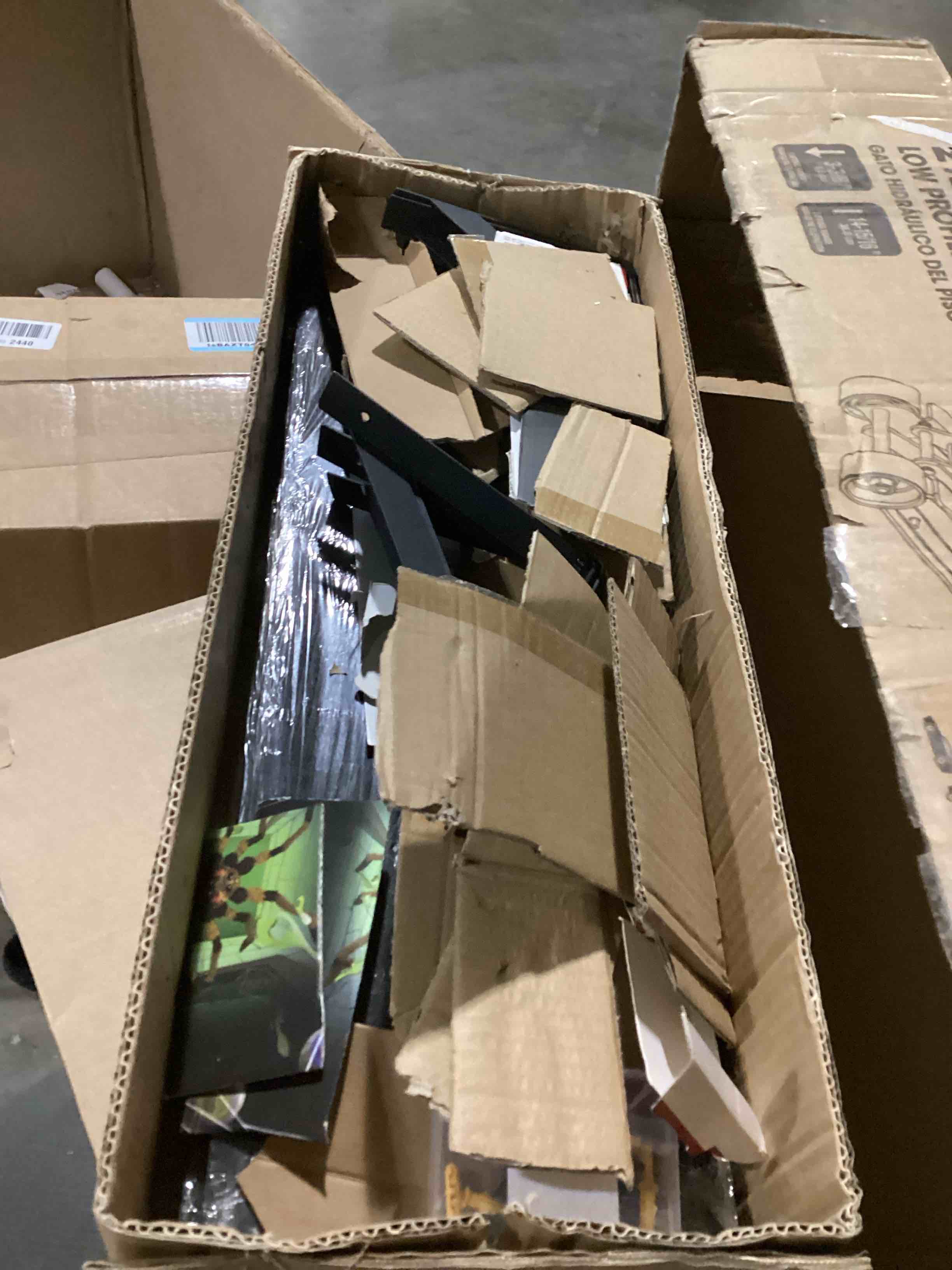 https://s3.amazonaws.com/lotting-images-prod/bidfta/BRN1528111_1738075428232.jpeg