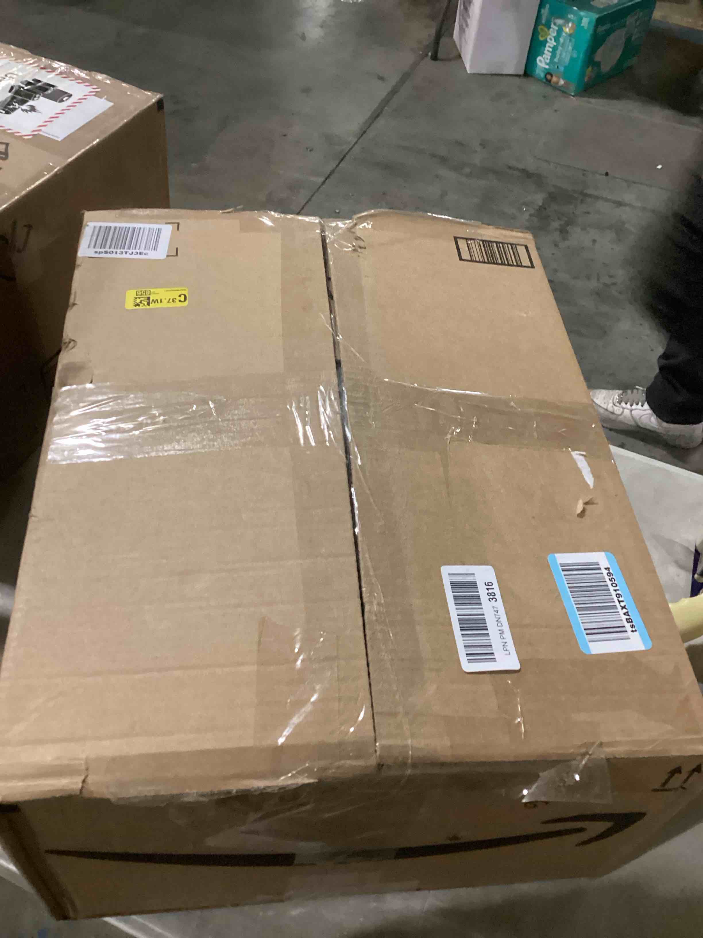 https://s3.amazonaws.com/lotting-images-prod/bidfta/BRN1528229_1738154661371.jpeg