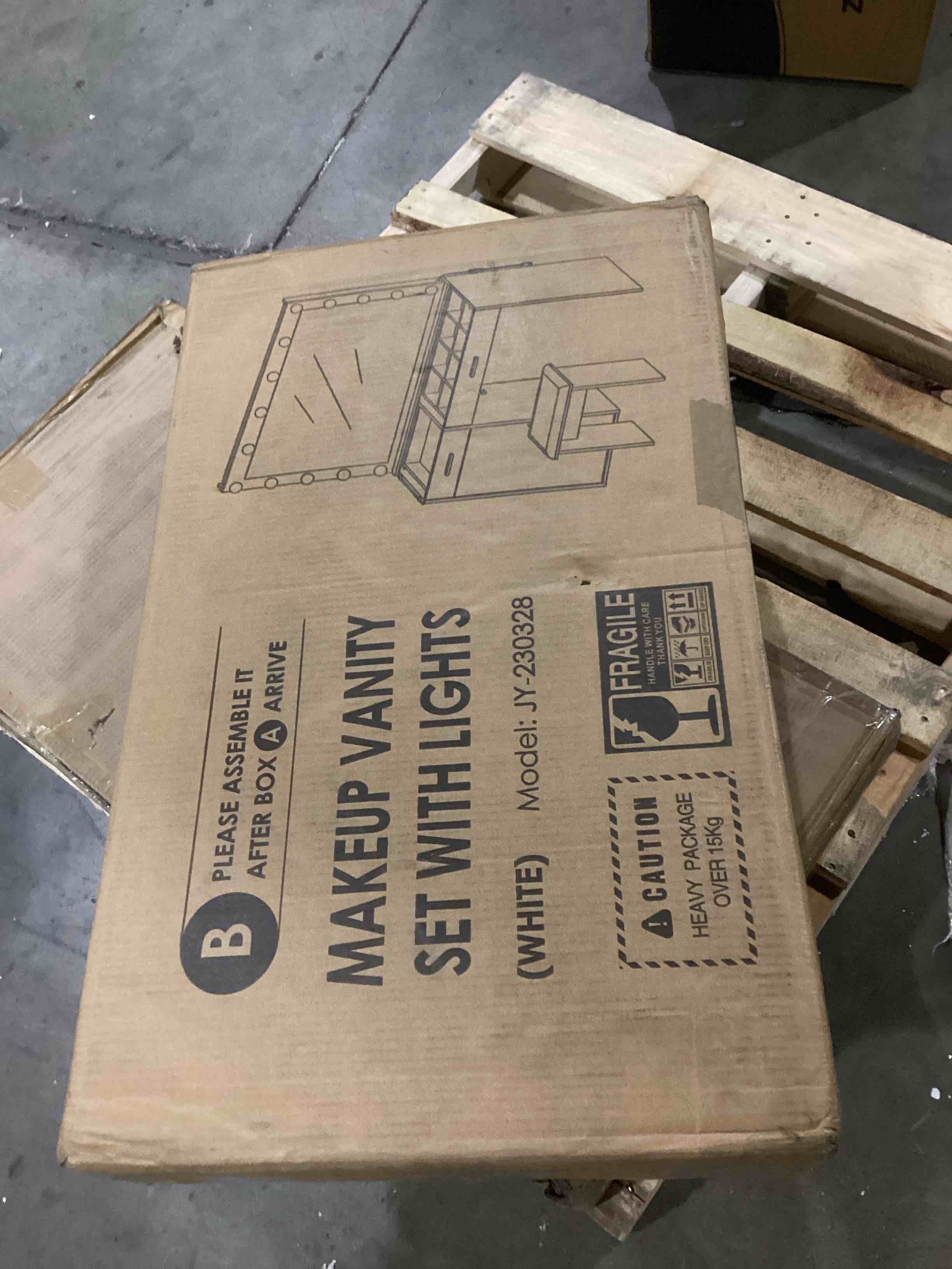 https://s3.amazonaws.com/lotting-images-prod/bidfta/BRN1528349_1738179791602.jpeg