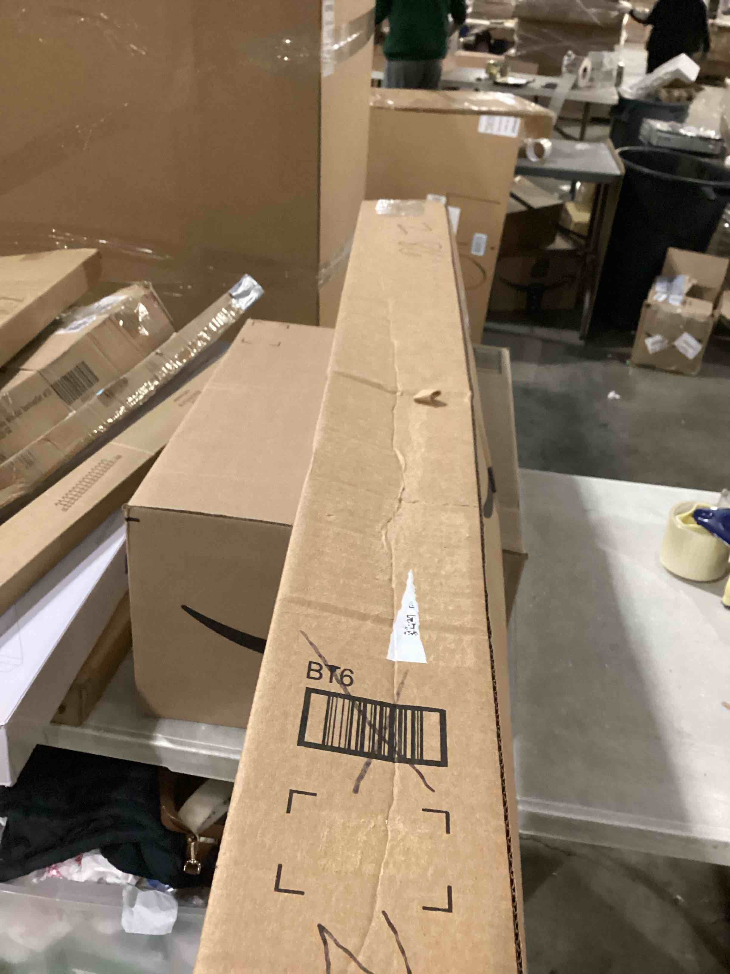 https://s3.amazonaws.com/lotting-images-prod/bidfta/BRN1528395_1738242369920.jpeg