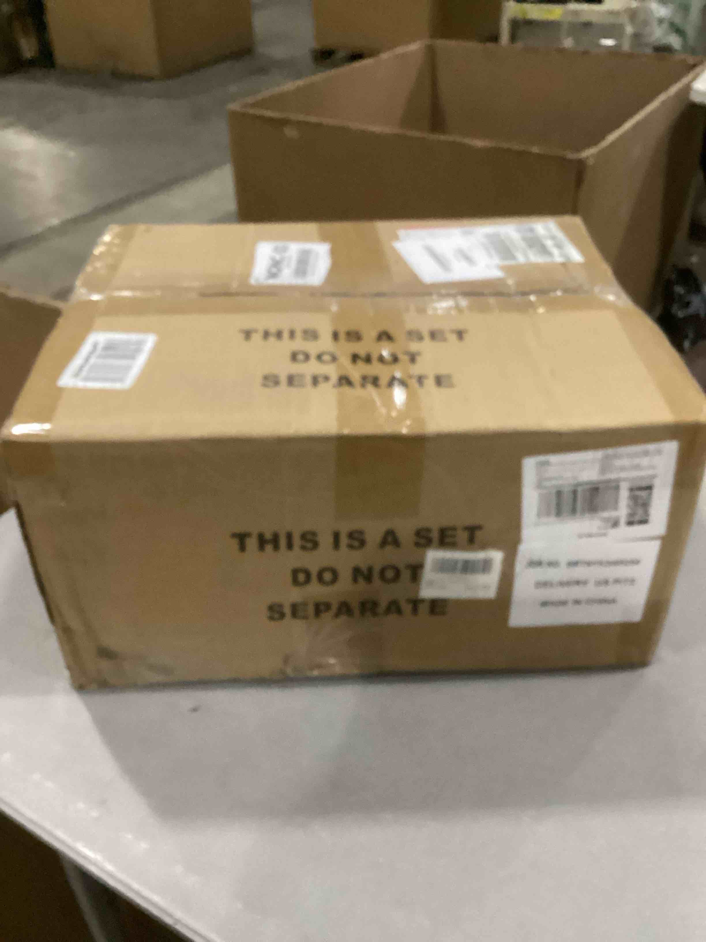 https://s3.amazonaws.com/lotting-images-prod/bidfta/BRN1534084_1738157026294.jpeg