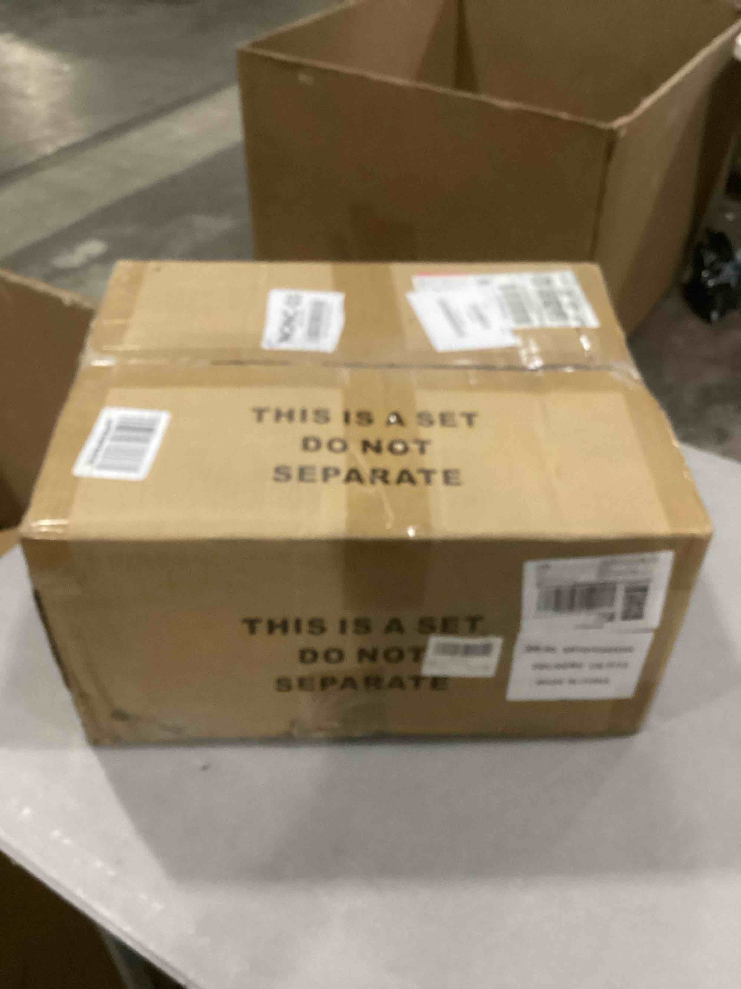 https://s3.amazonaws.com/lotting-images-prod/bidfta/BRN1534084_1738157027875.jpeg