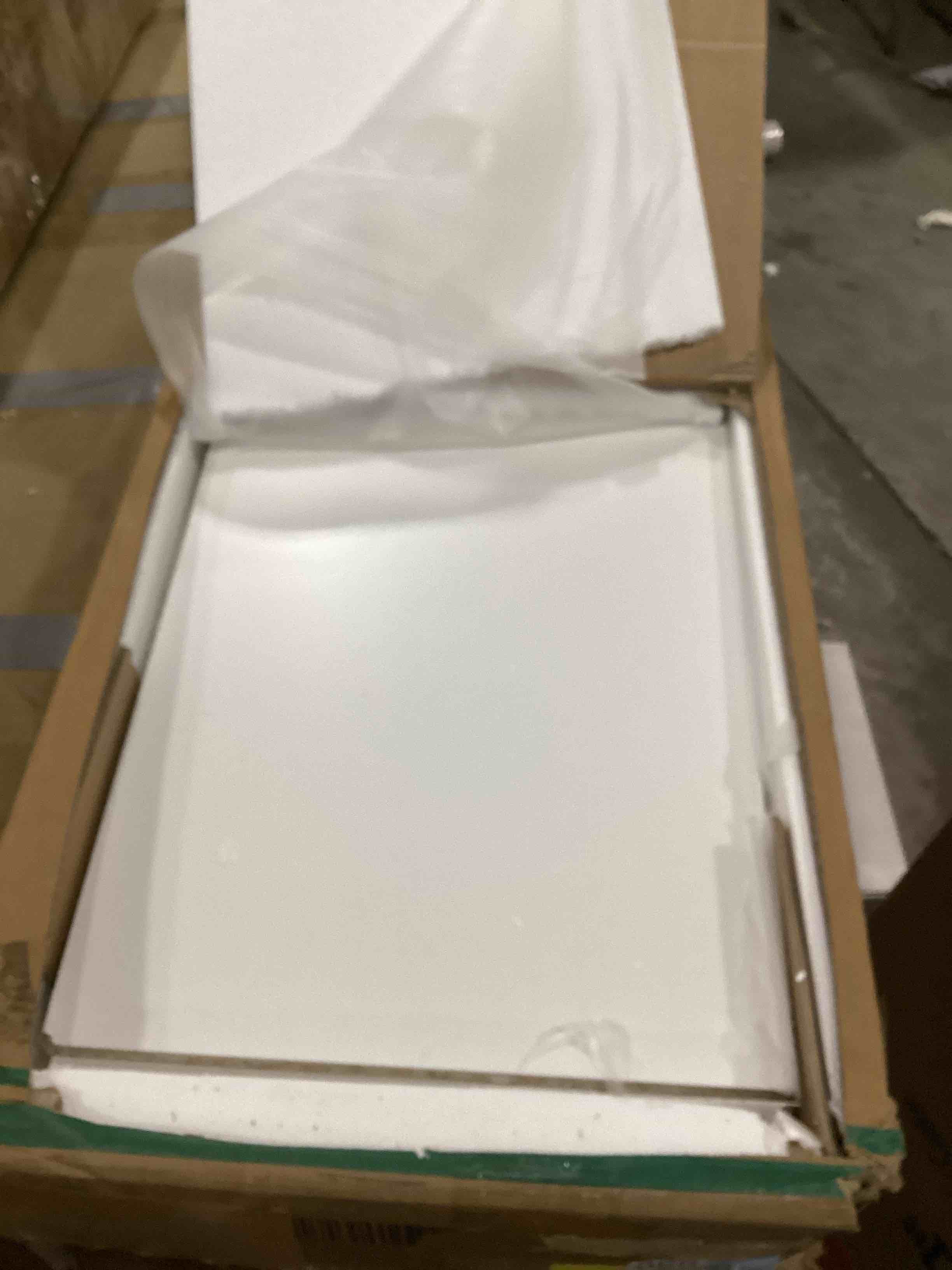 https://s3.amazonaws.com/lotting-images-prod/bidfta/BRN1534157_1738181765300.jpeg