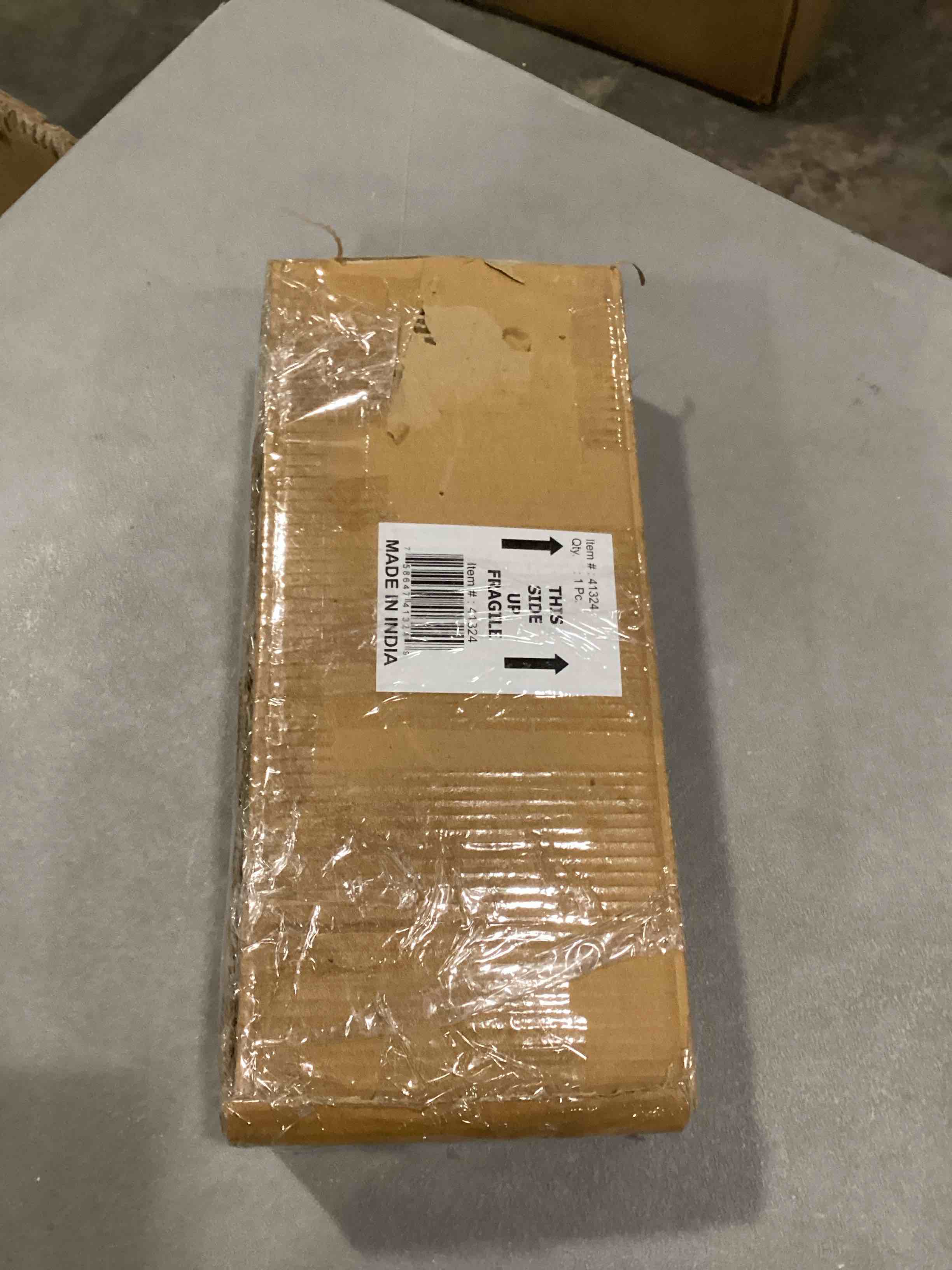 https://s3.amazonaws.com/lotting-images-prod/bidfta/BRN1534158_1738182037182.jpeg