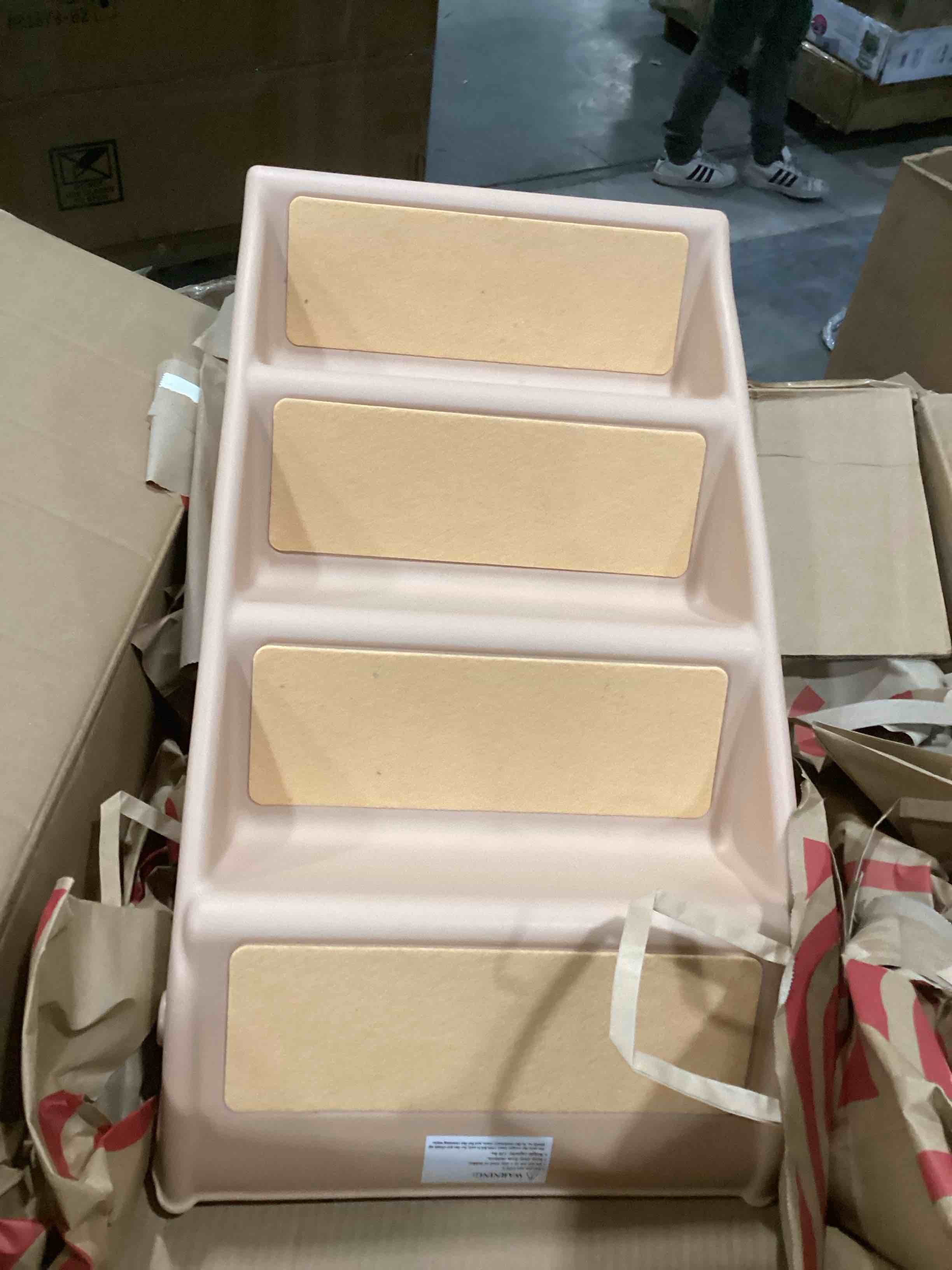 https://s3.amazonaws.com/lotting-images-prod/bidfta/BRN1534215_1738250566899.jpeg