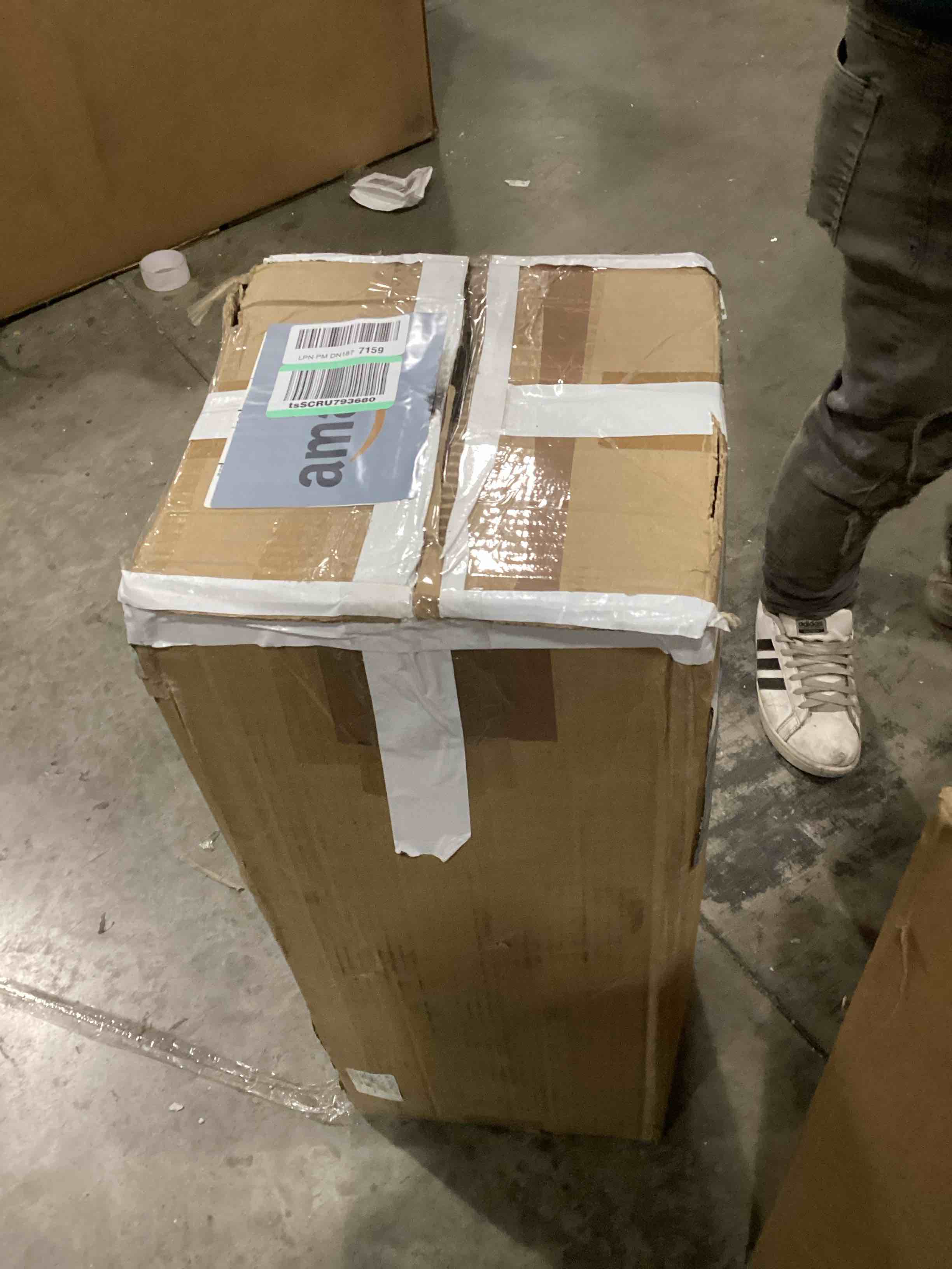 https://s3.amazonaws.com/lotting-images-prod/bidfta/BRN1534262_1738259372669.jpeg