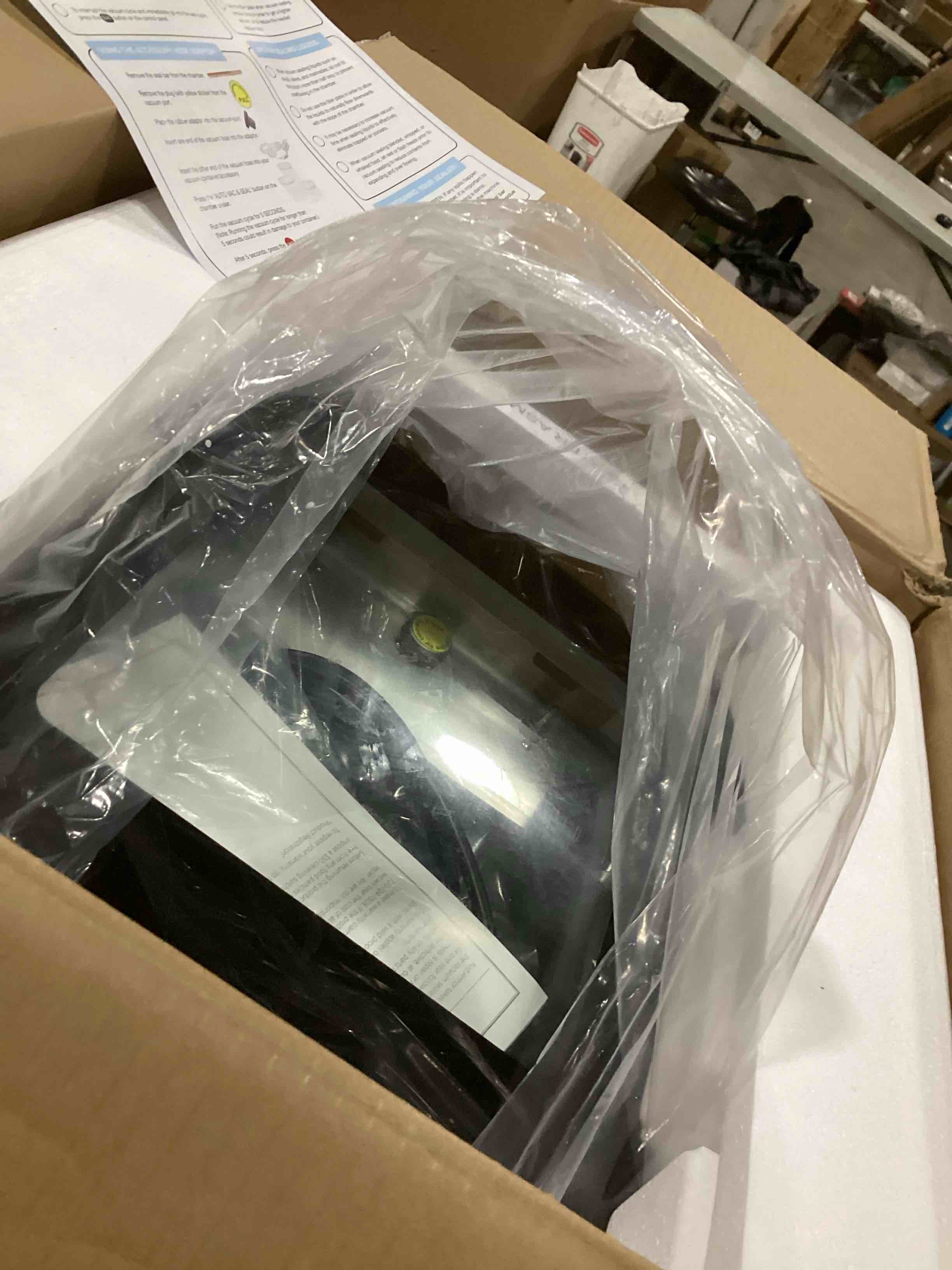 https://s3.amazonaws.com/lotting-images-prod/bidfta/BRN1537012_1738333042975.jpeg